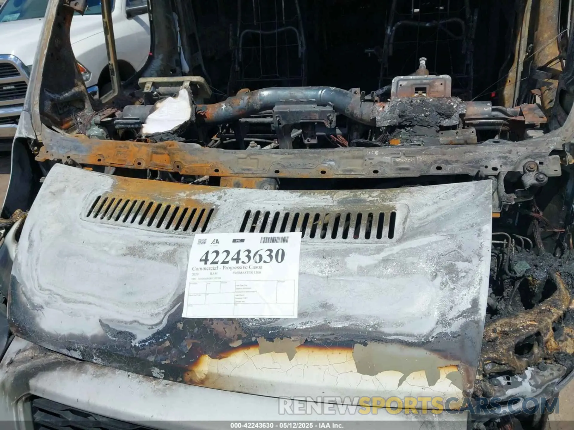 10 Photograph of a damaged car 3C6TRVBG8LE102398 RAM PROMASTER 1500 2020
