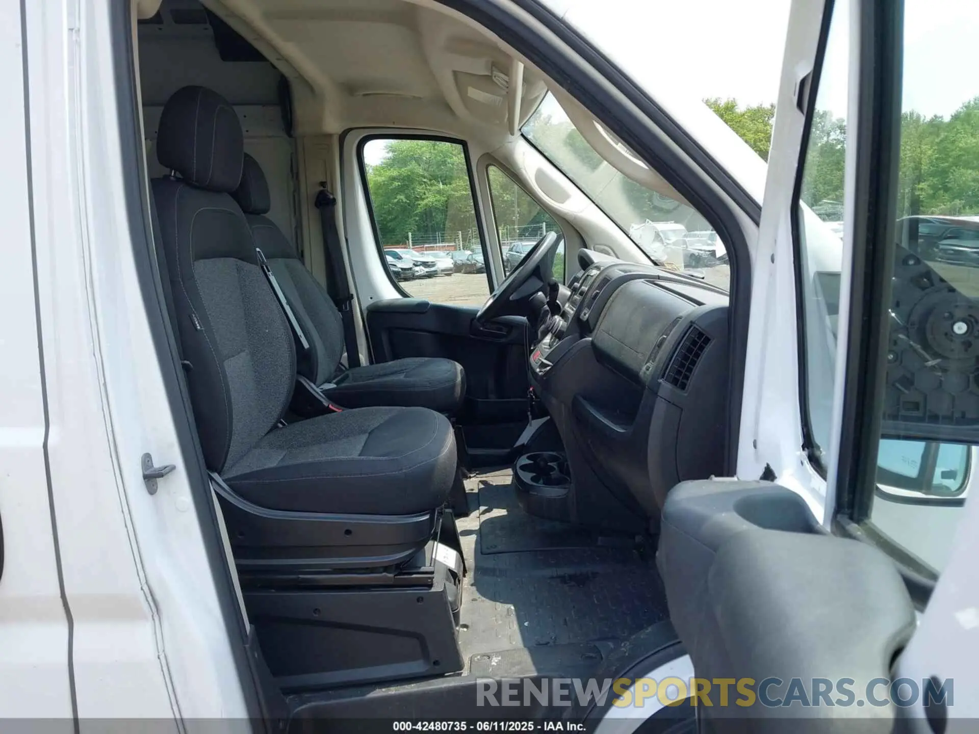 5 Фотография поврежденного автомобиля 3C6TRVBG8LE126183 RAM PROMASTER 1500 2020