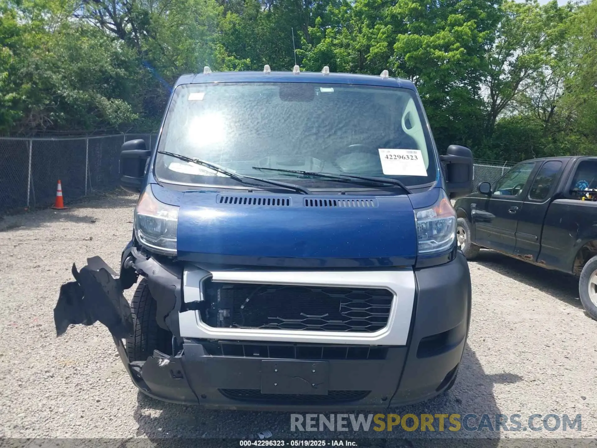 13 Photograph of a damaged car 3C6LRVAG0ME564750 RAM PROMASTER 1500 2021
