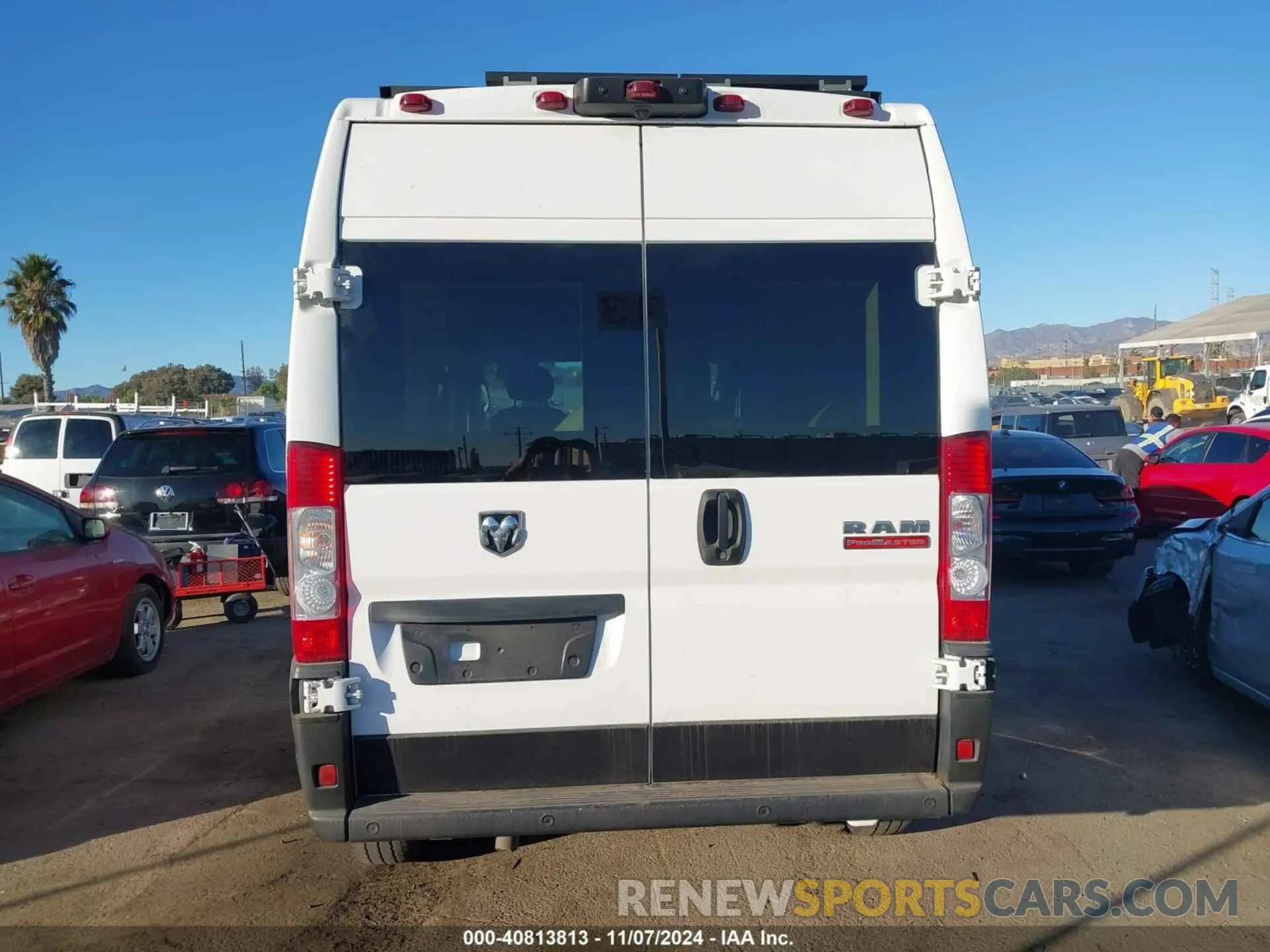 16 Photograph of a damaged car 3C6LRVBG8ME539769 RAM PROMASTER 1500 2021
