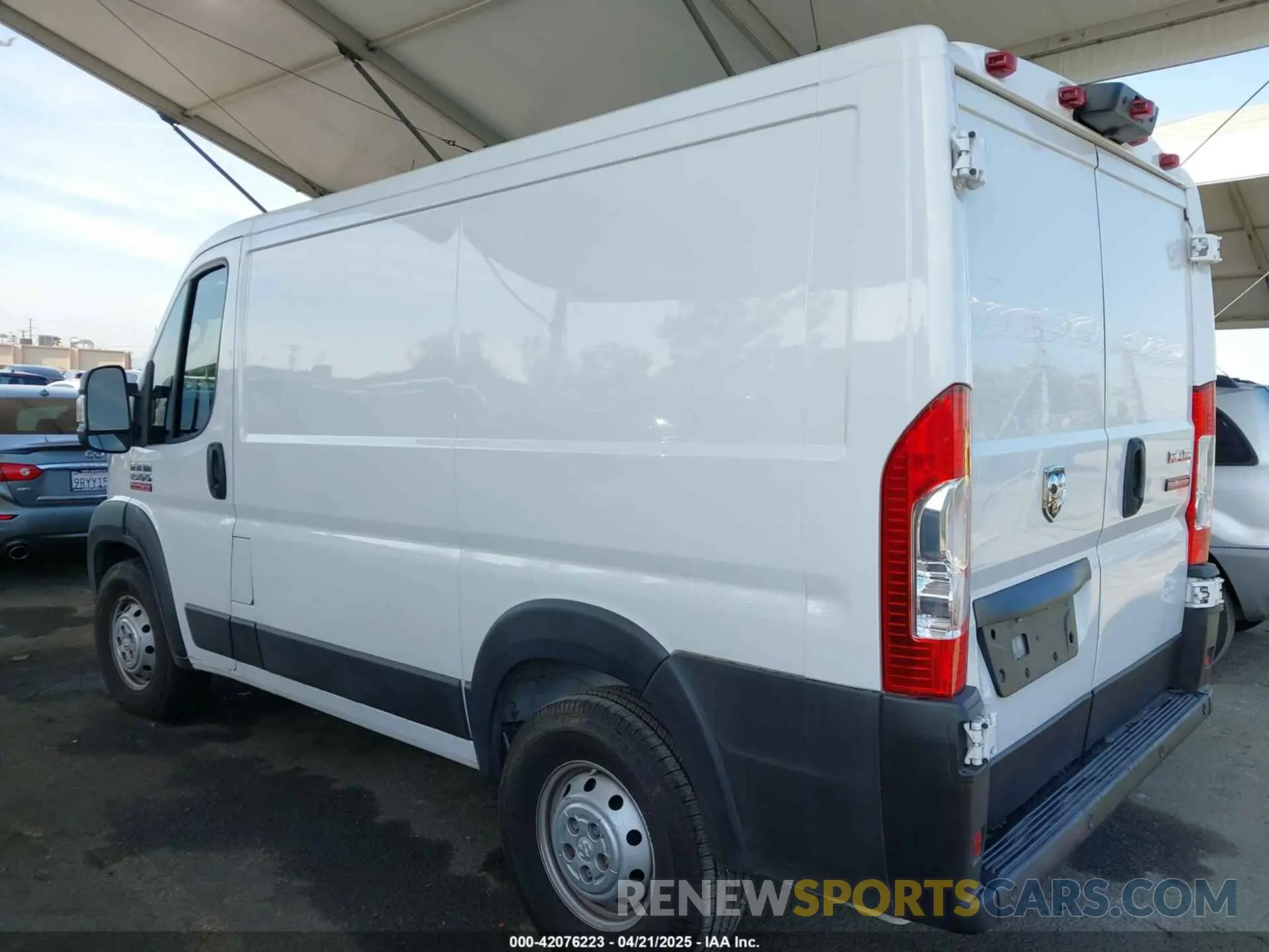 3 Фотография поврежденного автомобиля 3C6LRVNG0ME546386 RAM PROMASTER 1500 2021