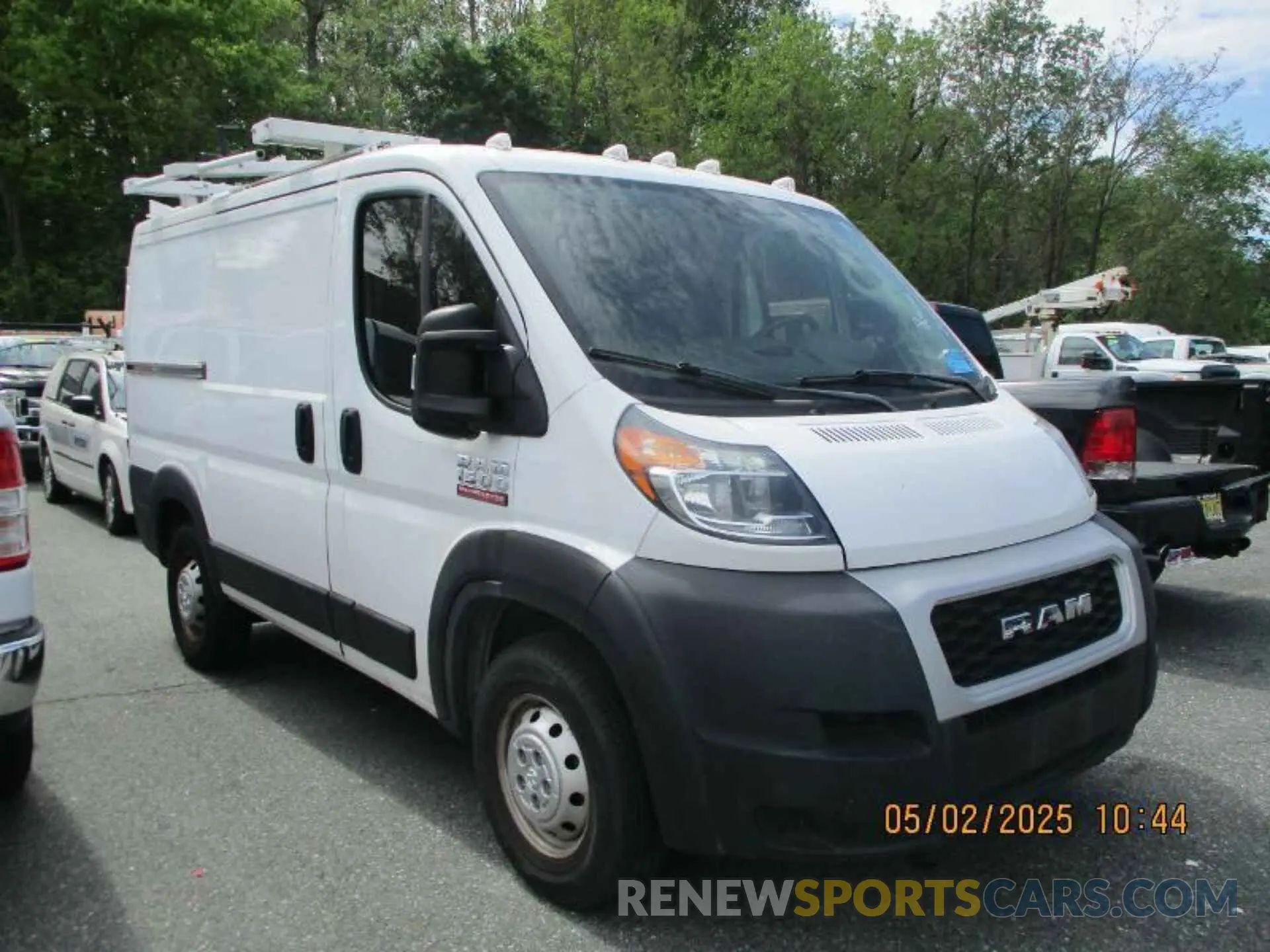 14 Photograph of a damaged car 3C6LRVNG2ME514958 RAM PROMASTER 1500 2021