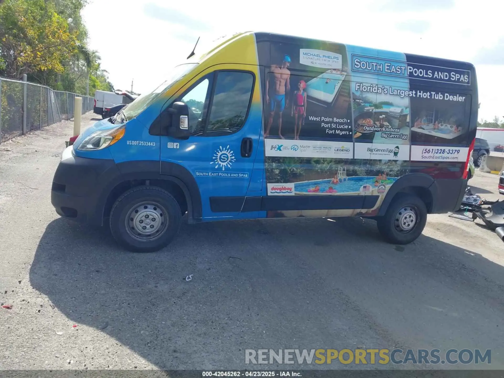 15 Photograph of a damaged car 3C6LRVBG2NE119197 RAM PROMASTER 1500 2022
