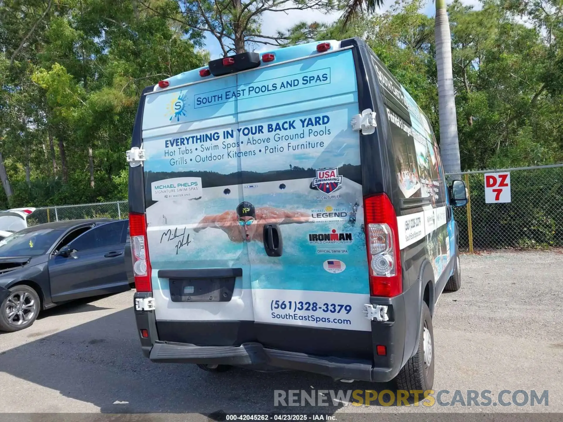6 Photograph of a damaged car 3C6LRVBG2NE119197 RAM PROMASTER 1500 2022