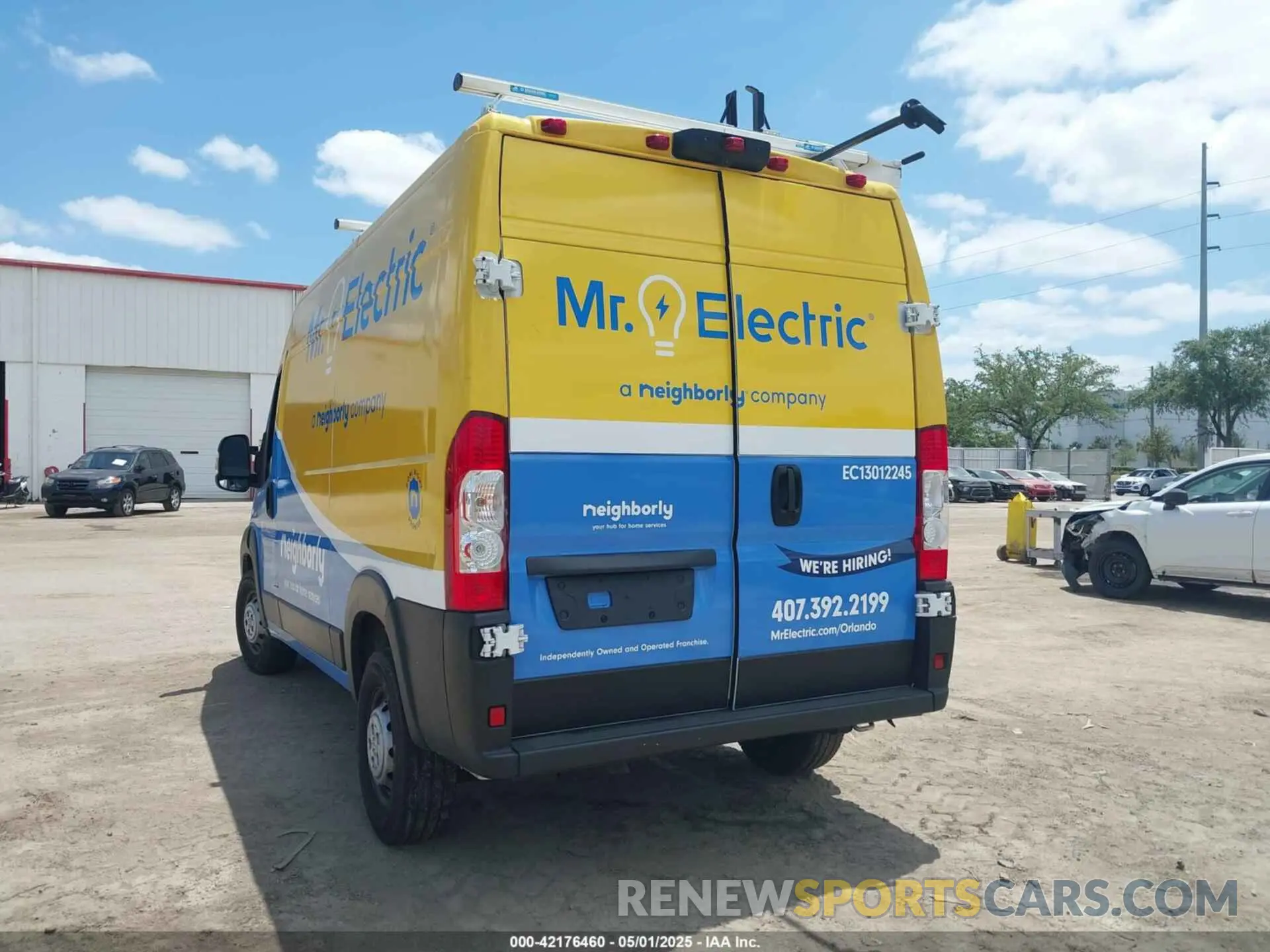 3 Фотография поврежденного автомобиля 3C6LRVBG8PE548461 RAM PROMASTER 1500 2023