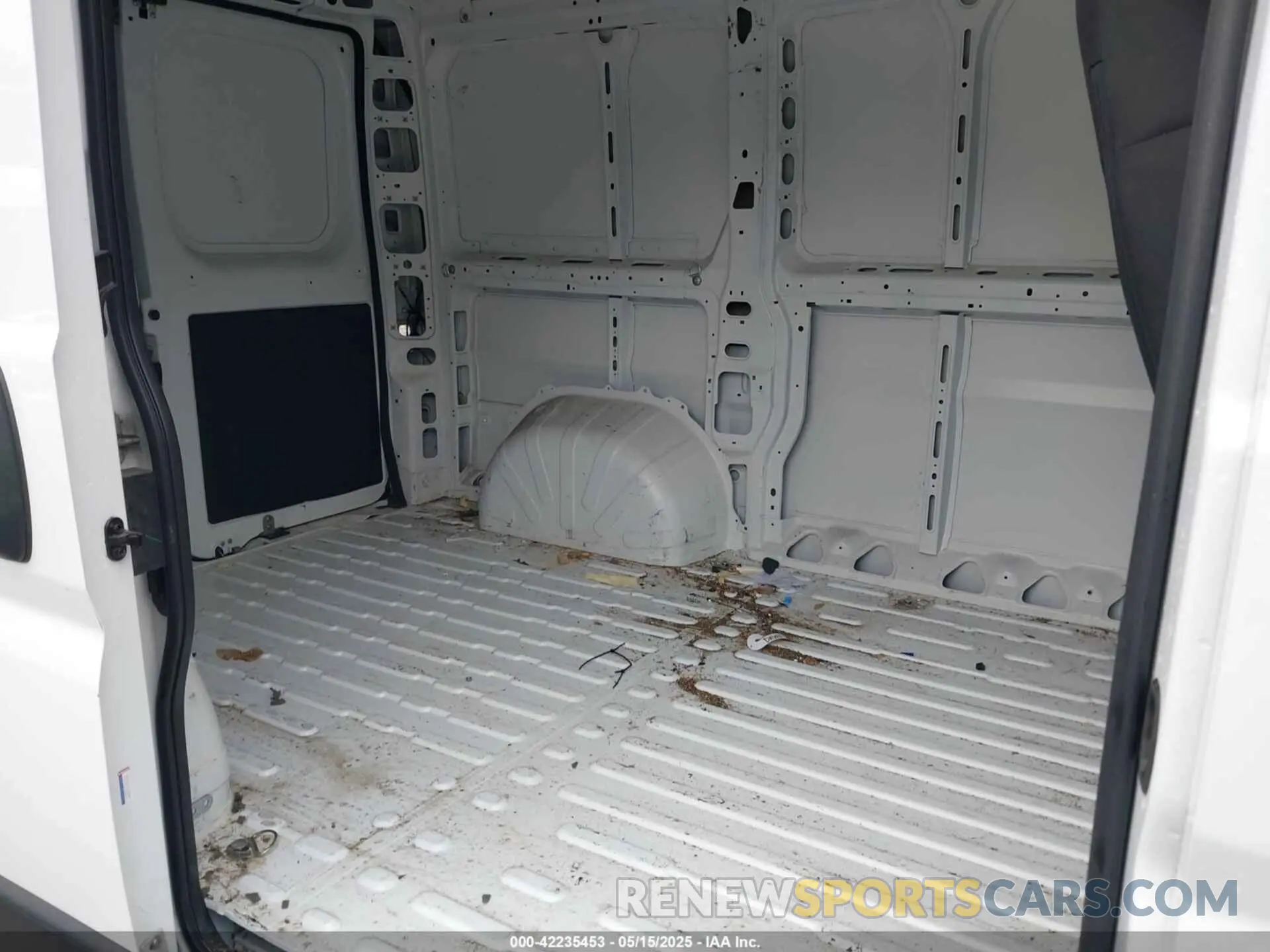 8 Фотография поврежденного автомобиля 3C6LRVNG5PE552754 RAM PROMASTER 1500 2023