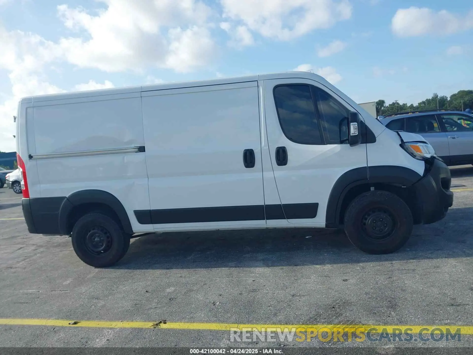 13 Фотография поврежденного автомобиля 3C6LRVAG3RE112573 RAM PROMASTER 1500 2024