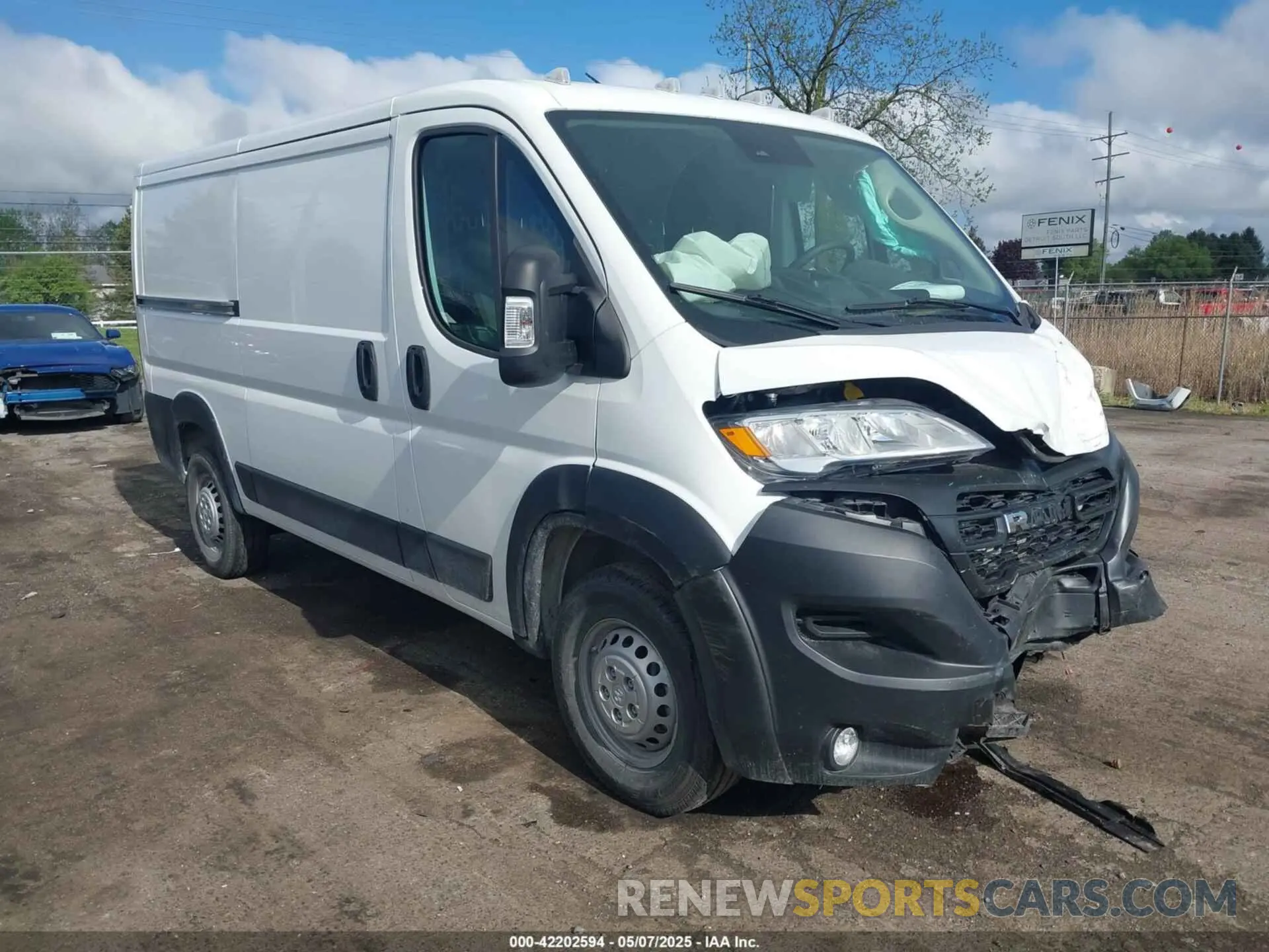 1 Фотография поврежденного автомобиля 3C6LRVAG7RE132017 RAM PROMASTER 1500 2024