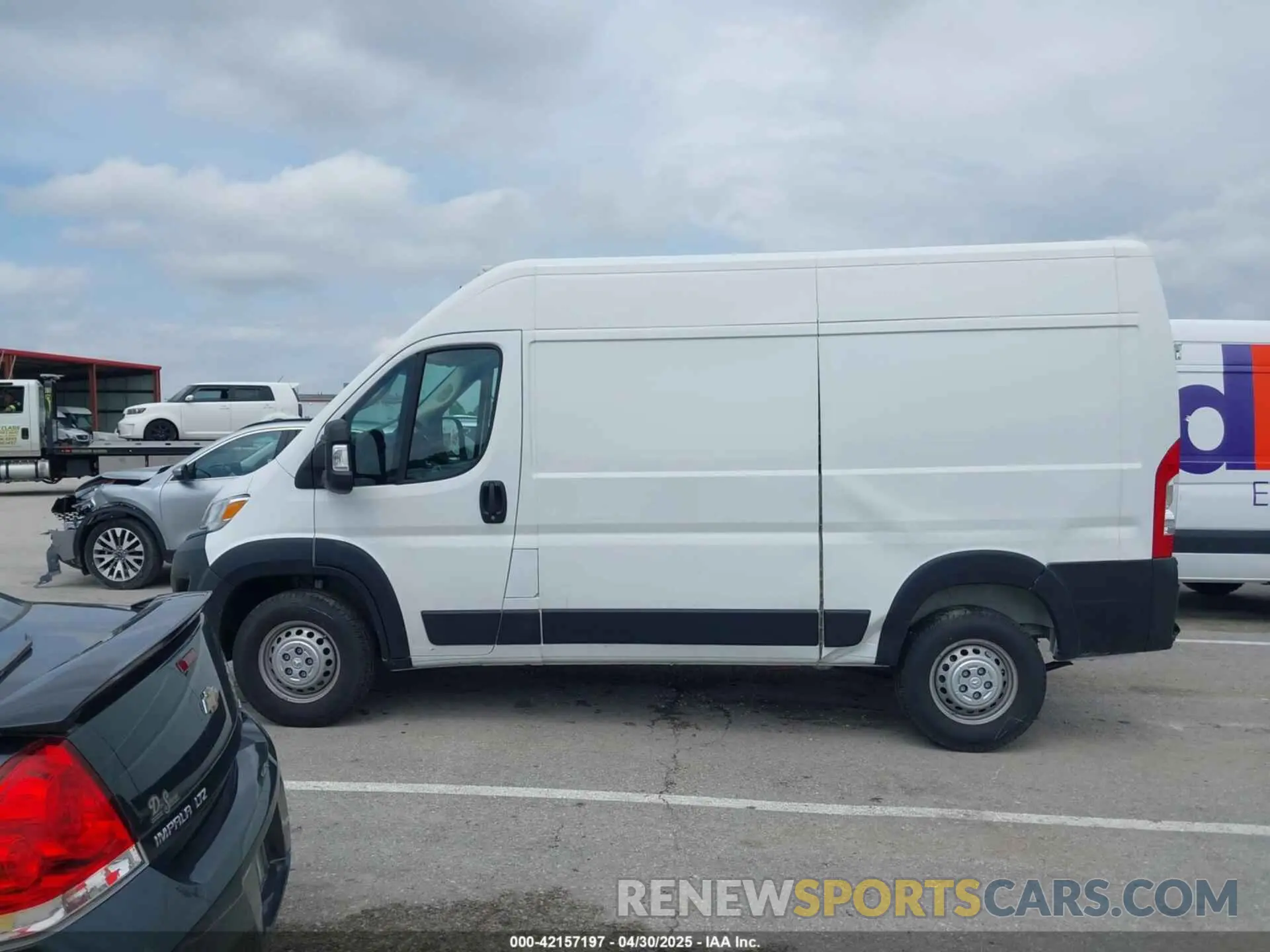 14 Photograph of a damaged car 3C6LRVBG0RE124954 RAM PROMASTER 1500 2024
