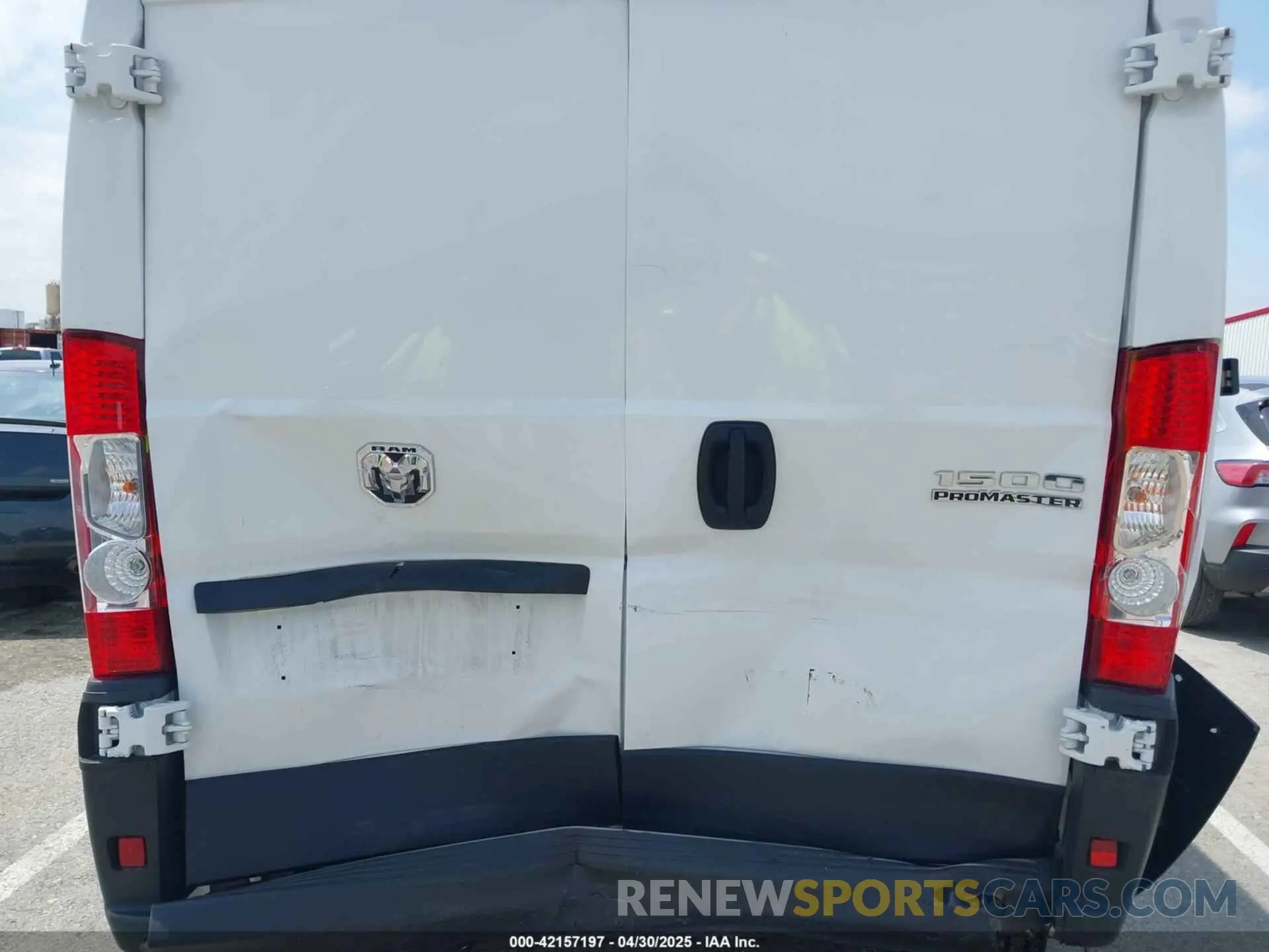 17 Photograph of a damaged car 3C6LRVBG0RE124954 RAM PROMASTER 1500 2024