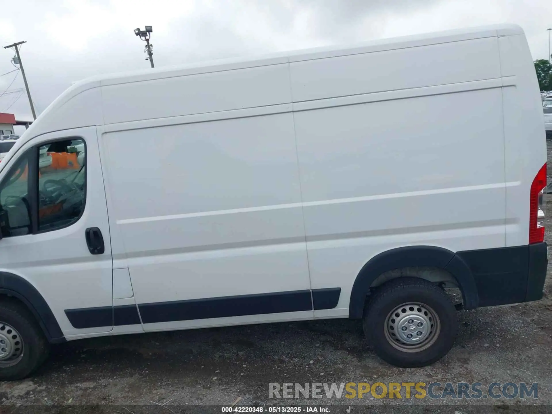 15 Photograph of a damaged car 3C6LRVBG1SE506013 RAM PROMASTER 1500 2025