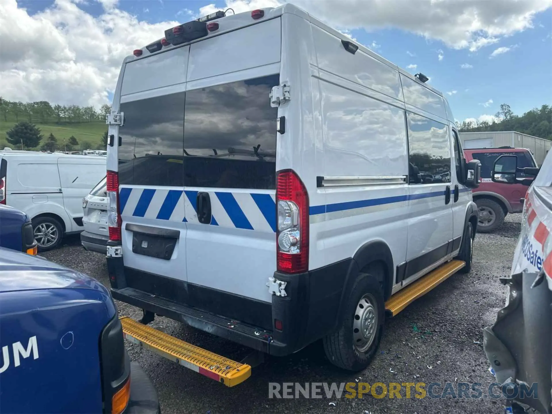 15 Фотография поврежденного автомобиля 3C6TRVCG0KE561471 RAM PROMASTER 2500 2019