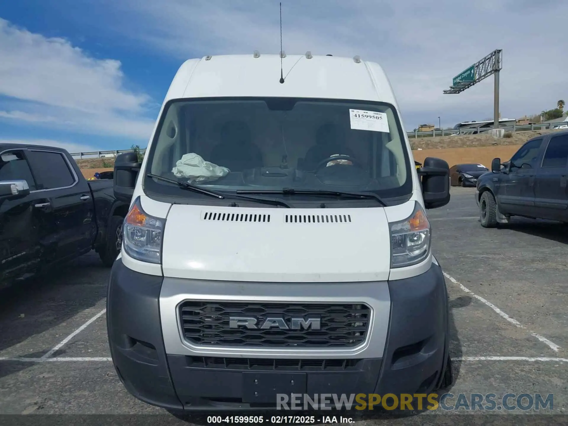 12 Фотография поврежденного автомобиля 3C6TRVCG7KE520397 RAM PROMASTER 2500 2019