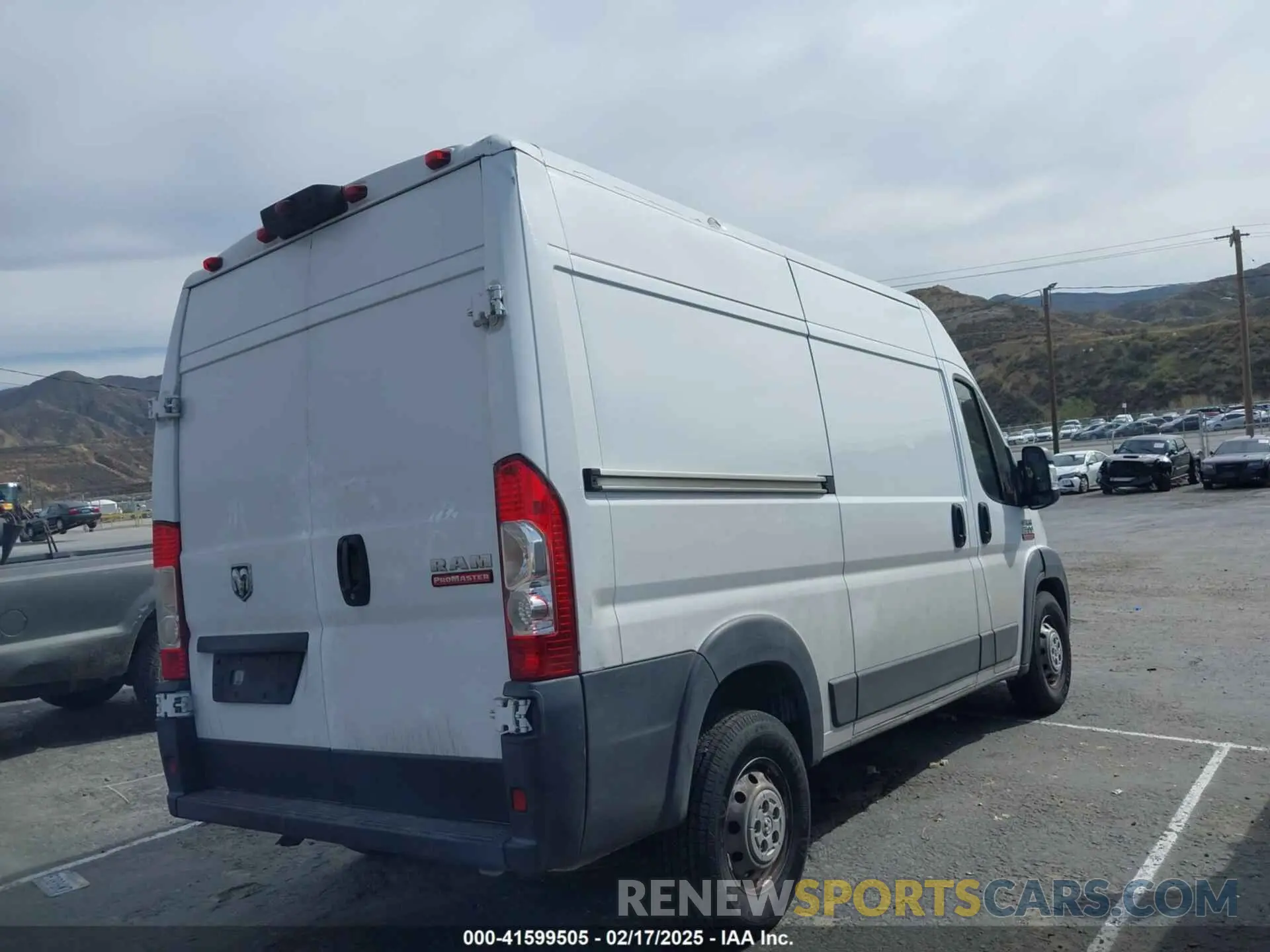 13 Фотография поврежденного автомобиля 3C6TRVCG7KE520397 RAM PROMASTER 2500 2019
