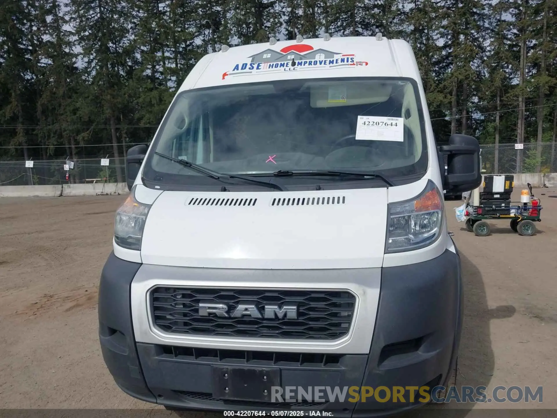 13 Photograph of a damaged car 3C6TRVCG7KE530928 RAM PROMASTER 2500 2019