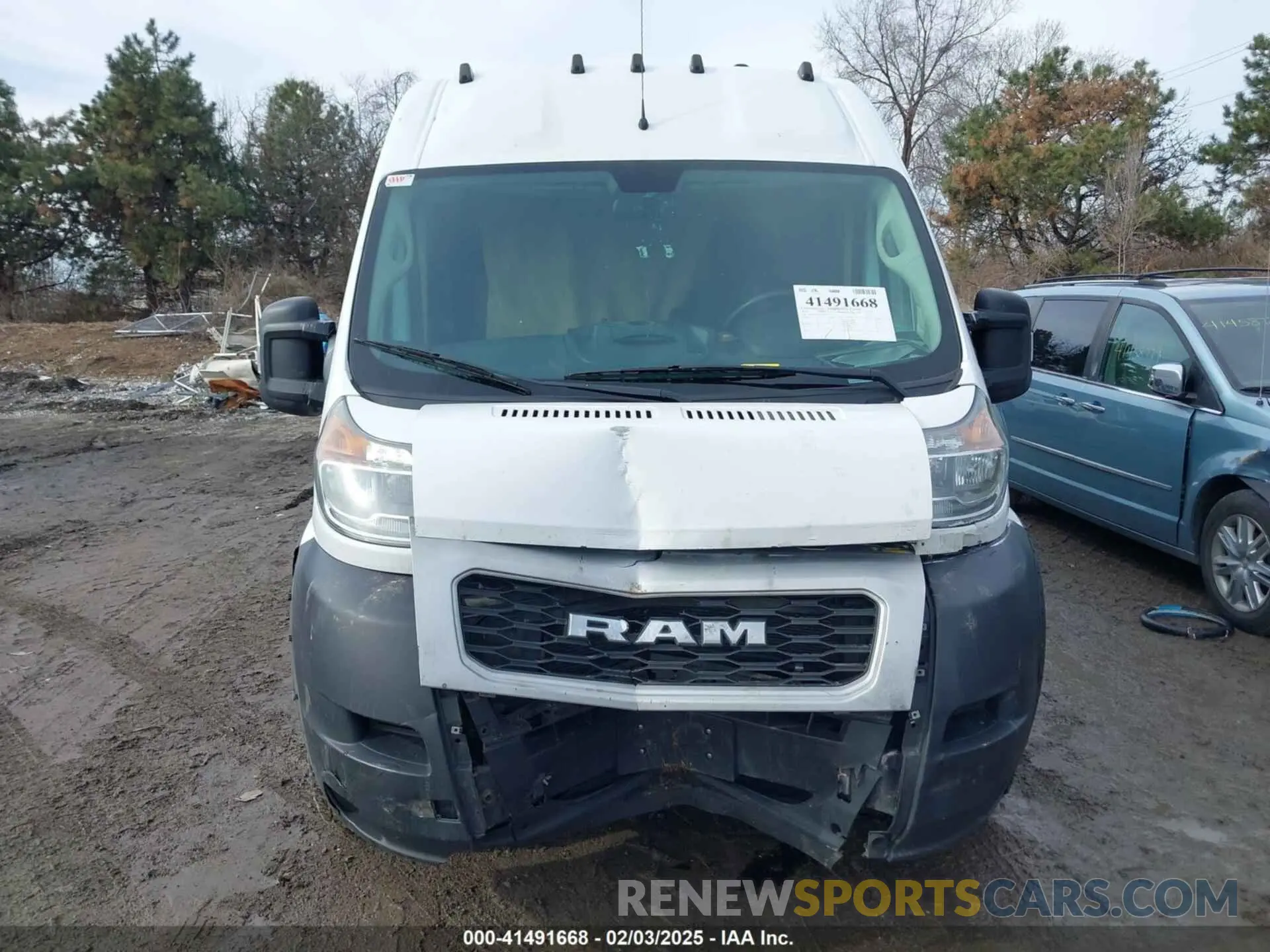12 Photograph of a damaged car 3C6TRVDG4KE545692 RAM PROMASTER 2500 2019