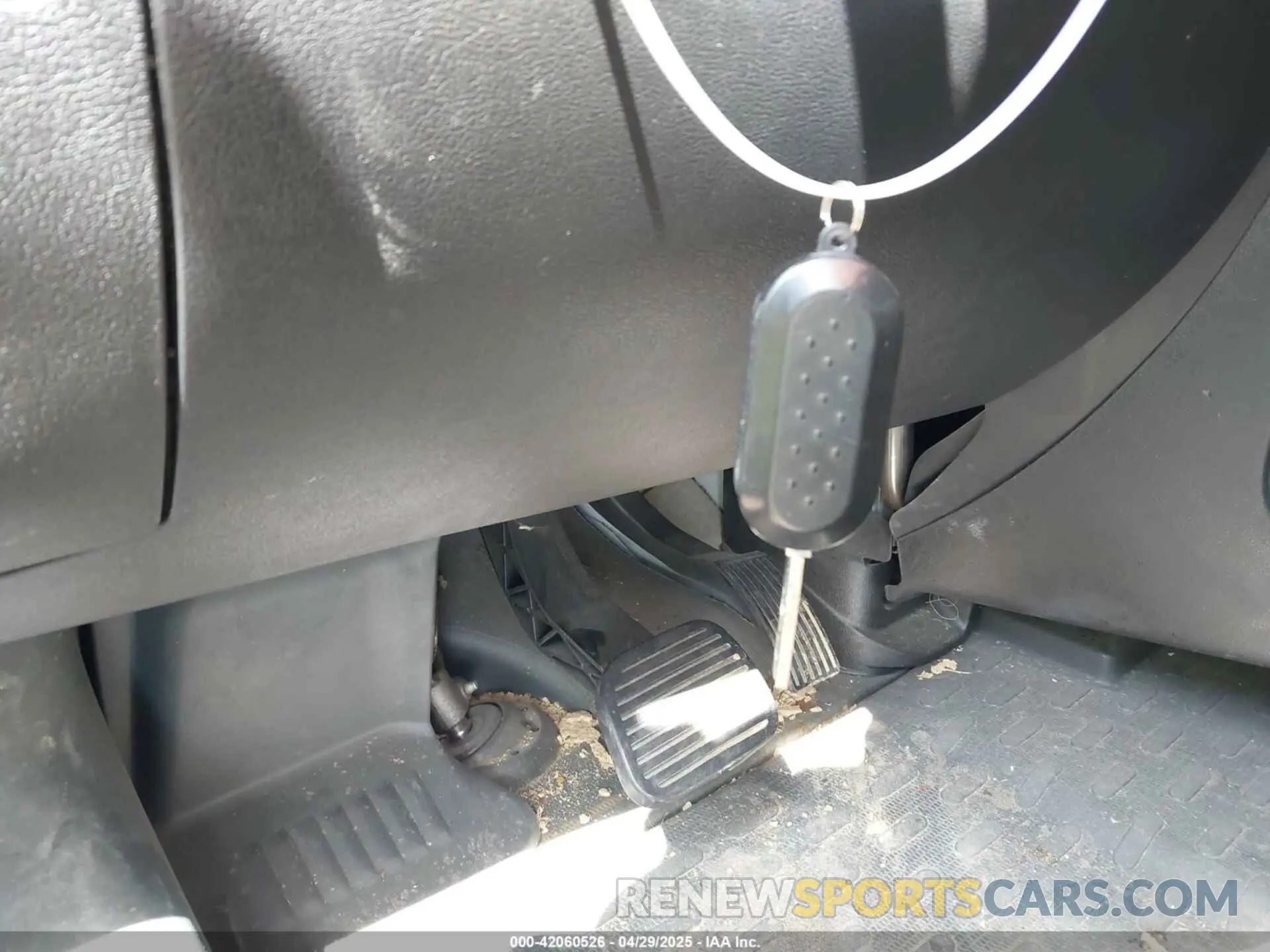11 Photograph of a damaged car 3C6TRVDG5LE115932 RAM PROMASTER 2500 2020