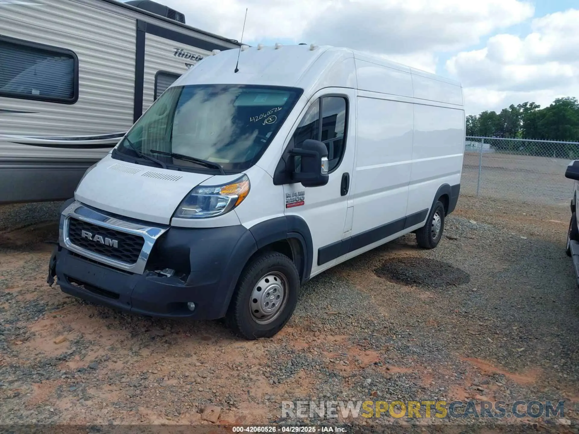 2 Photograph of a damaged car 3C6TRVDG5LE115932 RAM PROMASTER 2500 2020