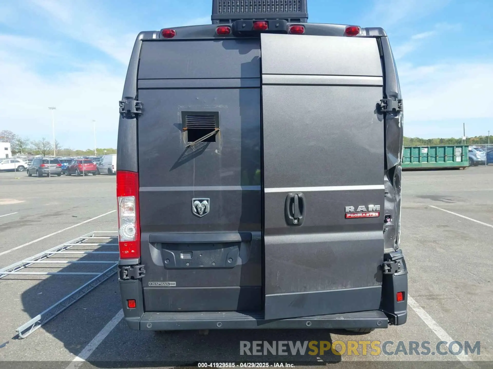17 Photograph of a damaged car 3C6TRVDG7LE110120 RAM PROMASTER 2500 2020