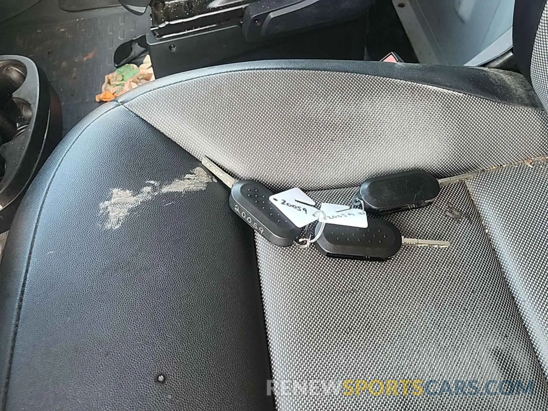 15 Photograph of a damaged car 3C6ERVDG5ME501938 RAM PROMASTER 2500 2021
