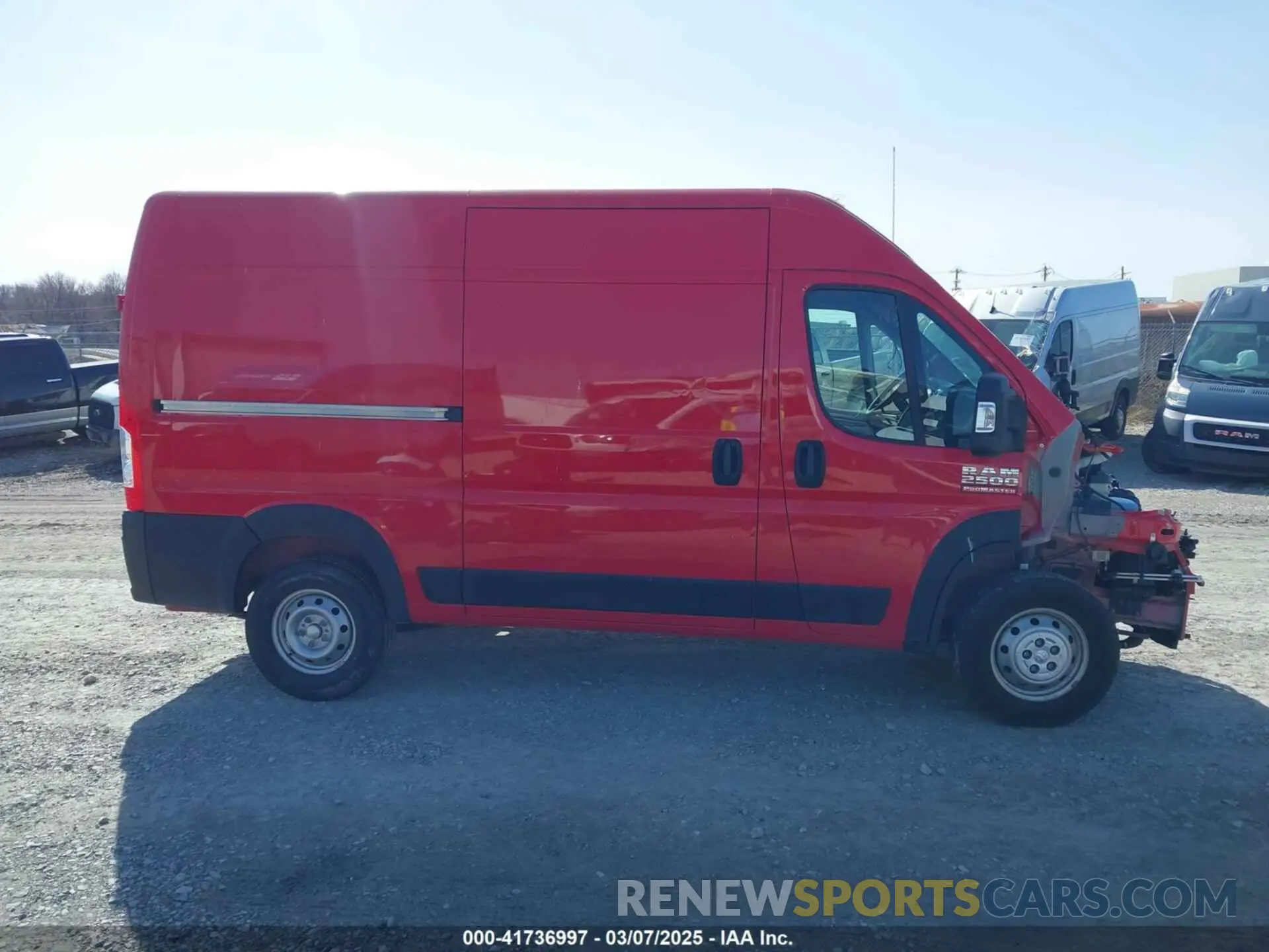 14 Photograph of a damaged car 3C6LRVCG2ME513117 RAM PROMASTER 2500 2021