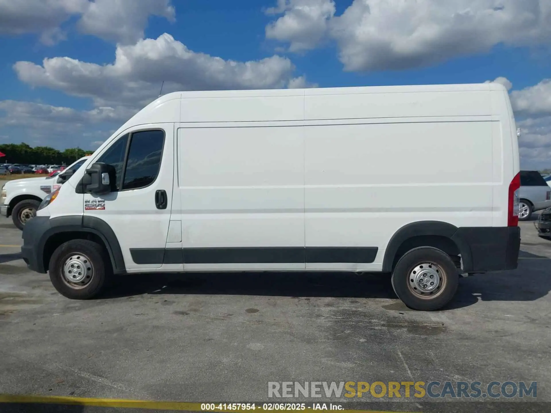13 Photograph of a damaged car 3C6LRVDG0ME555574 RAM PROMASTER 2500 2021