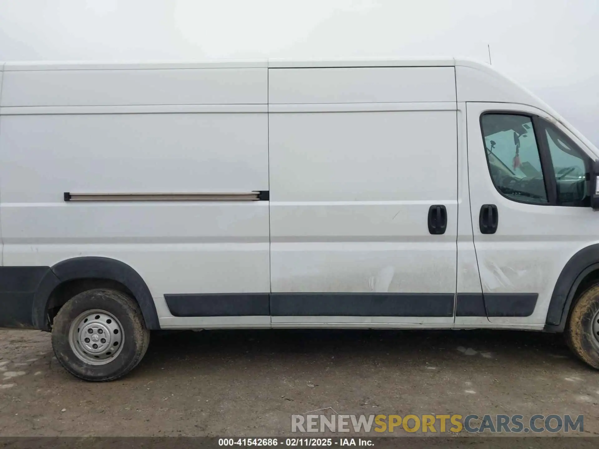 12 Photograph of a damaged car 3C6LRVDG8ME522726 RAM PROMASTER 2500 2021