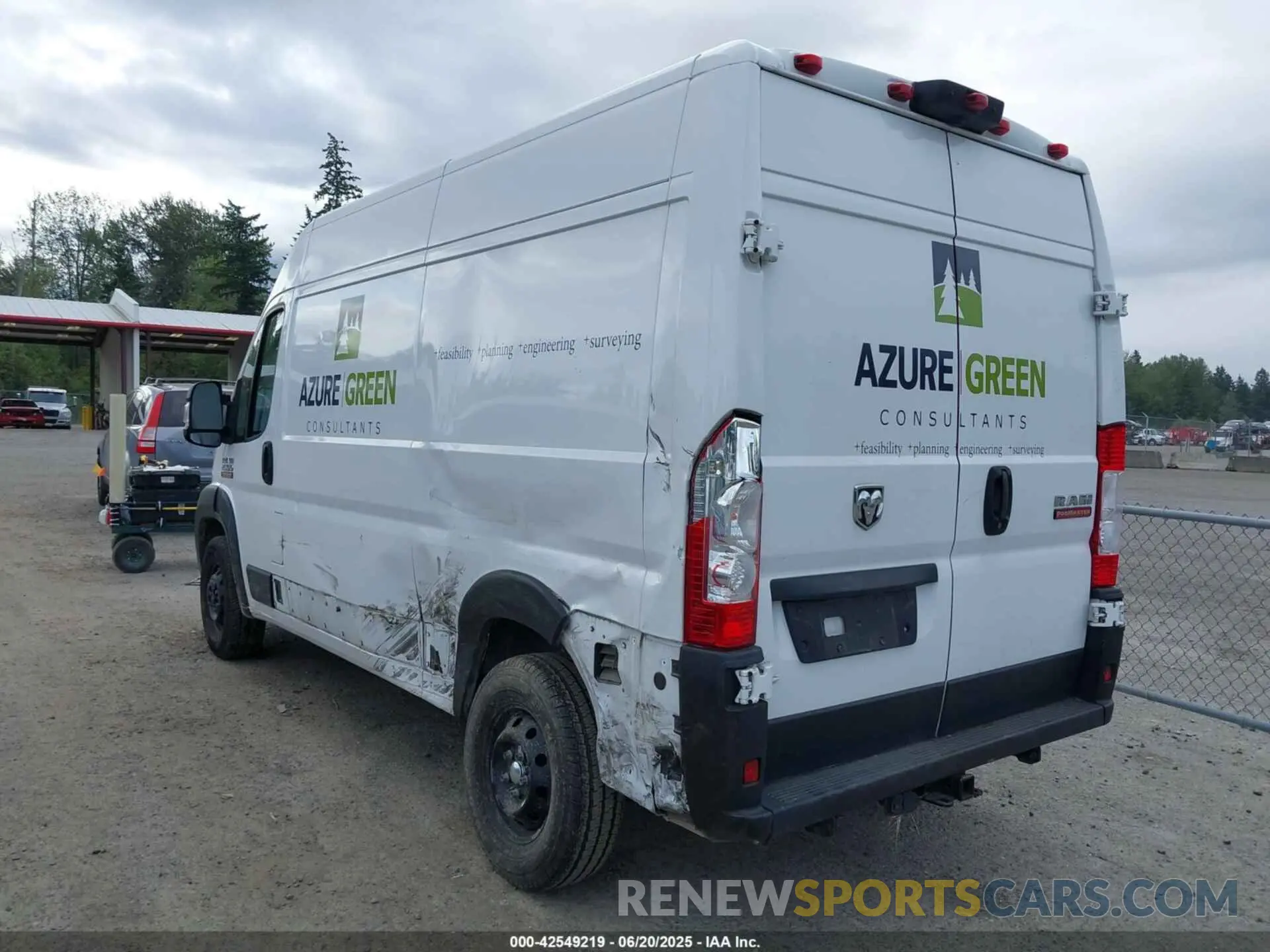 3 Photograph of a damaged car 3C6LRVCG5NE120147 RAM PROMASTER 2500 2022
