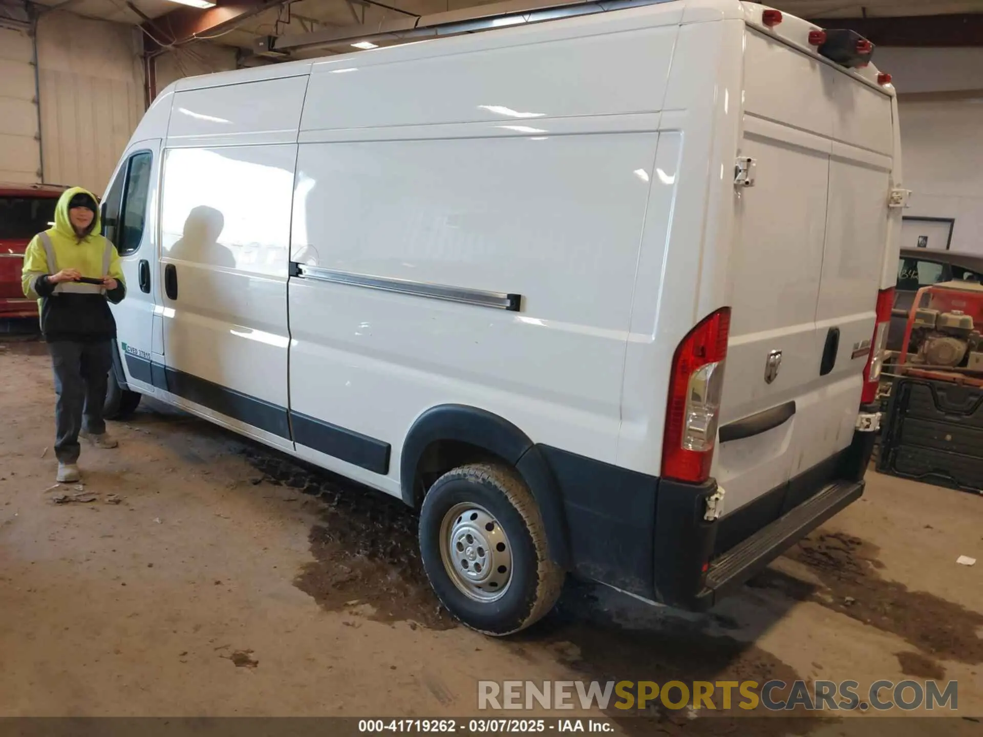 3 Фотография поврежденного автомобиля 3C6LRVDG8NE123381 RAM PROMASTER 2500 2022
