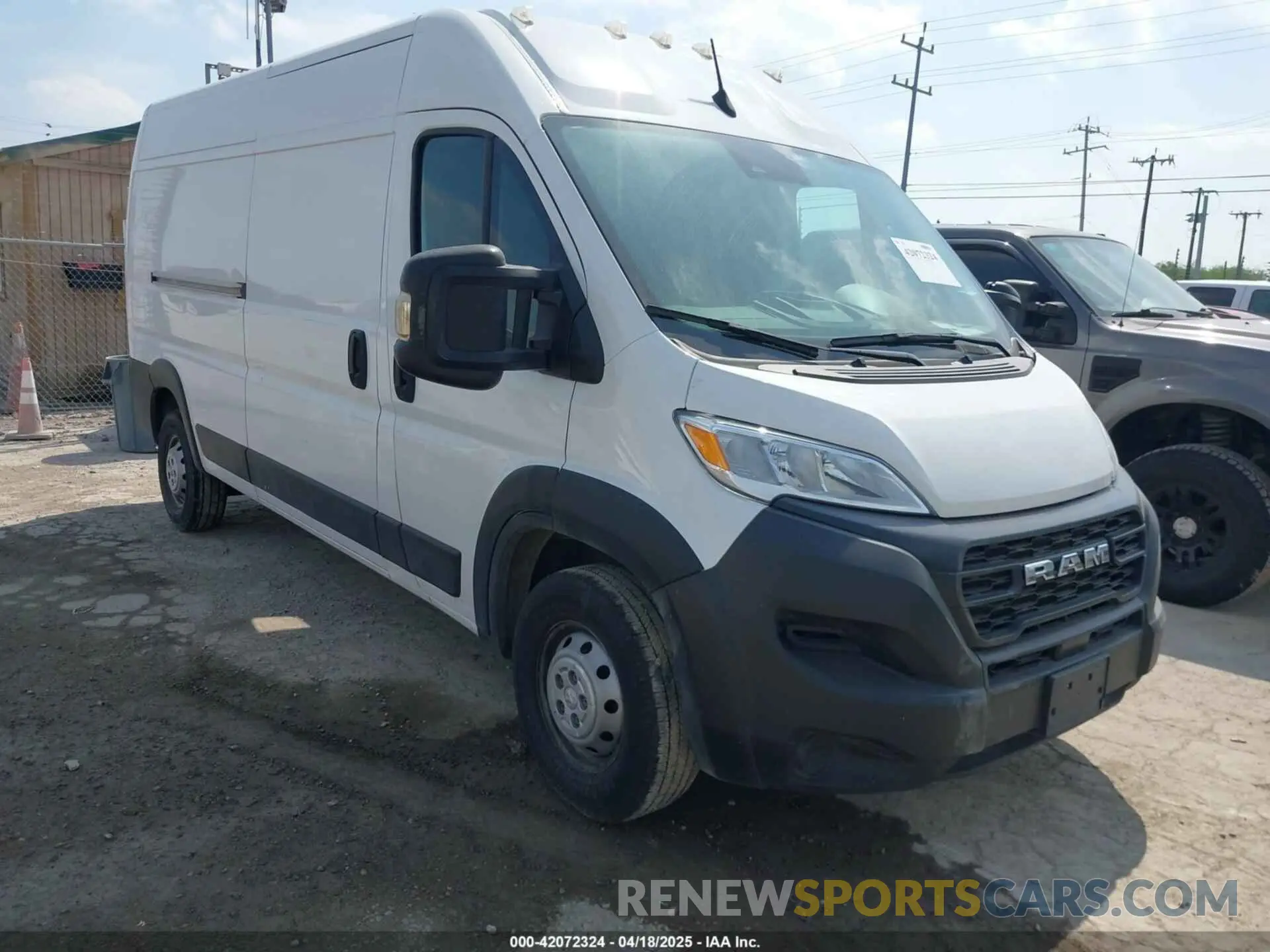1 Photograph of a damaged car 3C6LRVDG0PE571794 RAM PROMASTER 2500 2023