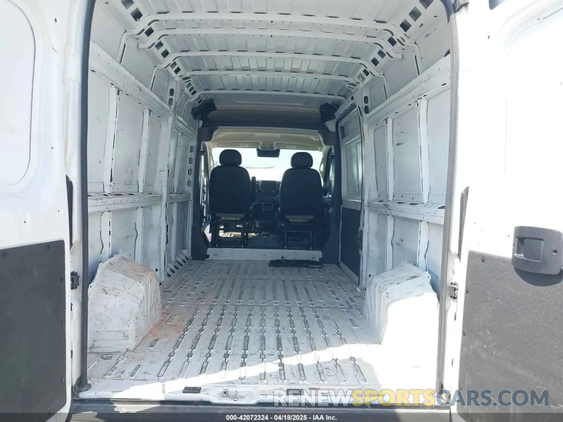 8 Photograph of a damaged car 3C6LRVDG0PE571794 RAM PROMASTER 2500 2023