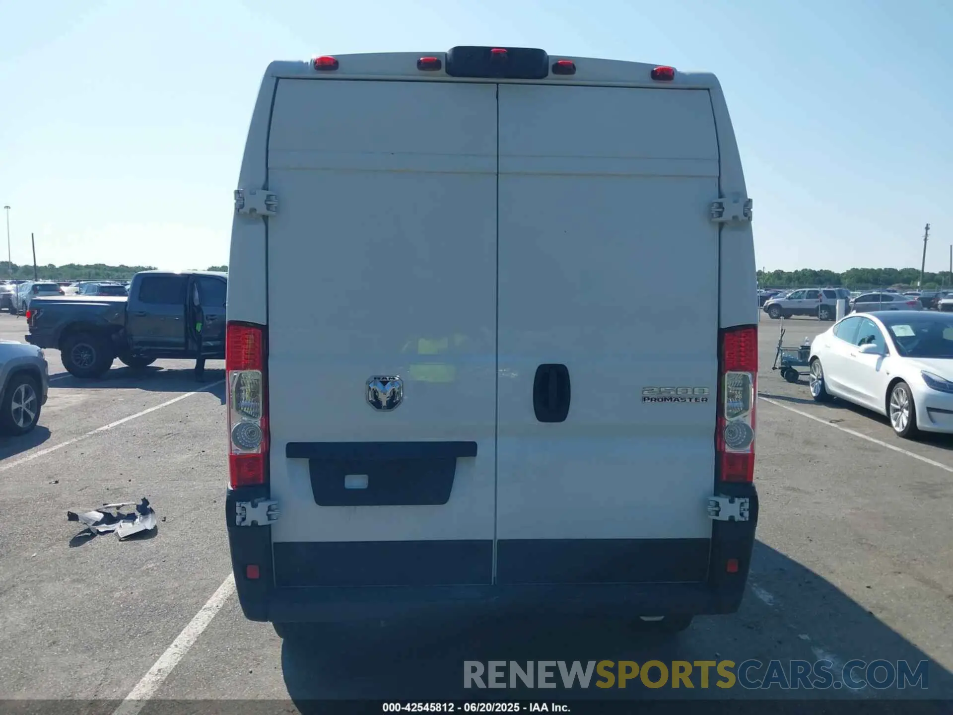 16 Фотография поврежденного автомобиля 3C6LRVDG0PE598705 RAM PROMASTER 2500 2023