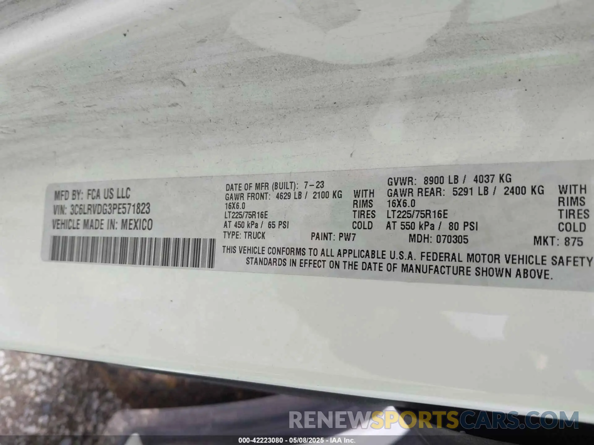9 Photograph of a damaged car 3C6LRVDG3PE571823 RAM PROMASTER 2500 2023