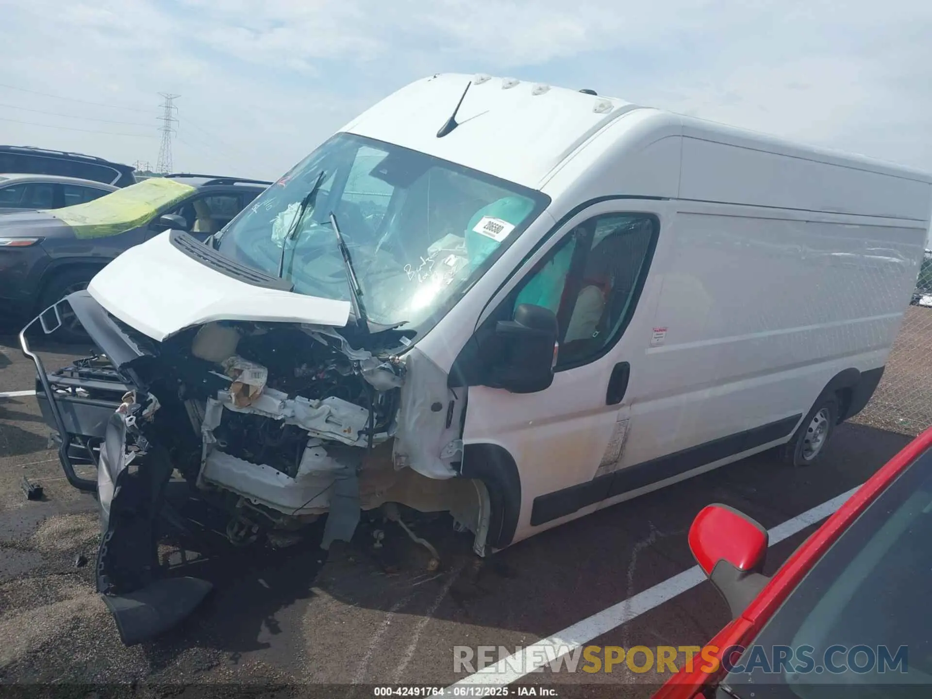 2 Photograph of a damaged car 3C6LRVDG4PE509928 RAM PROMASTER 2500 2023