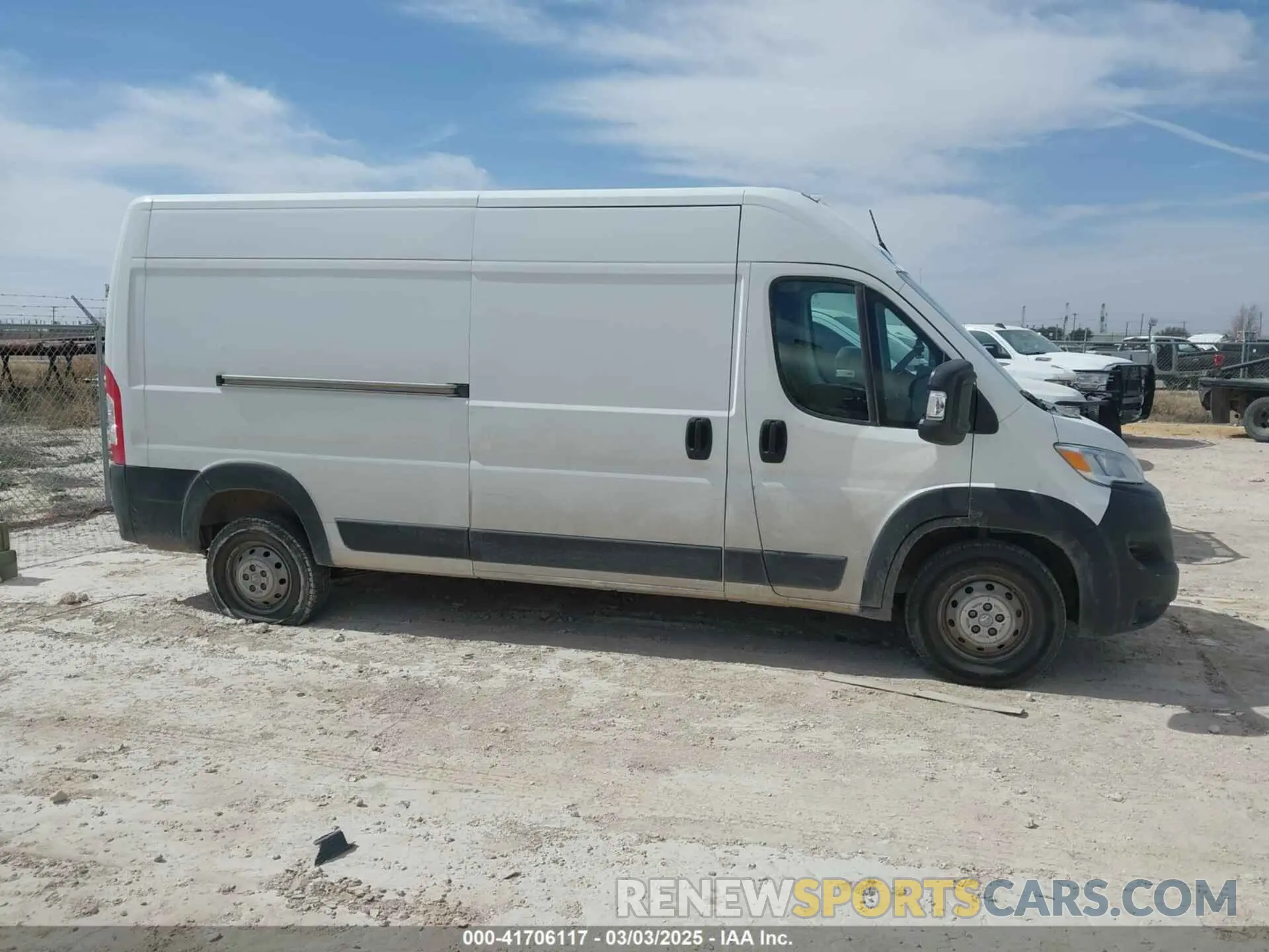 13 Photograph of a damaged car 3C6LRVDG5PE535356 RAM PROMASTER 2500 2023
