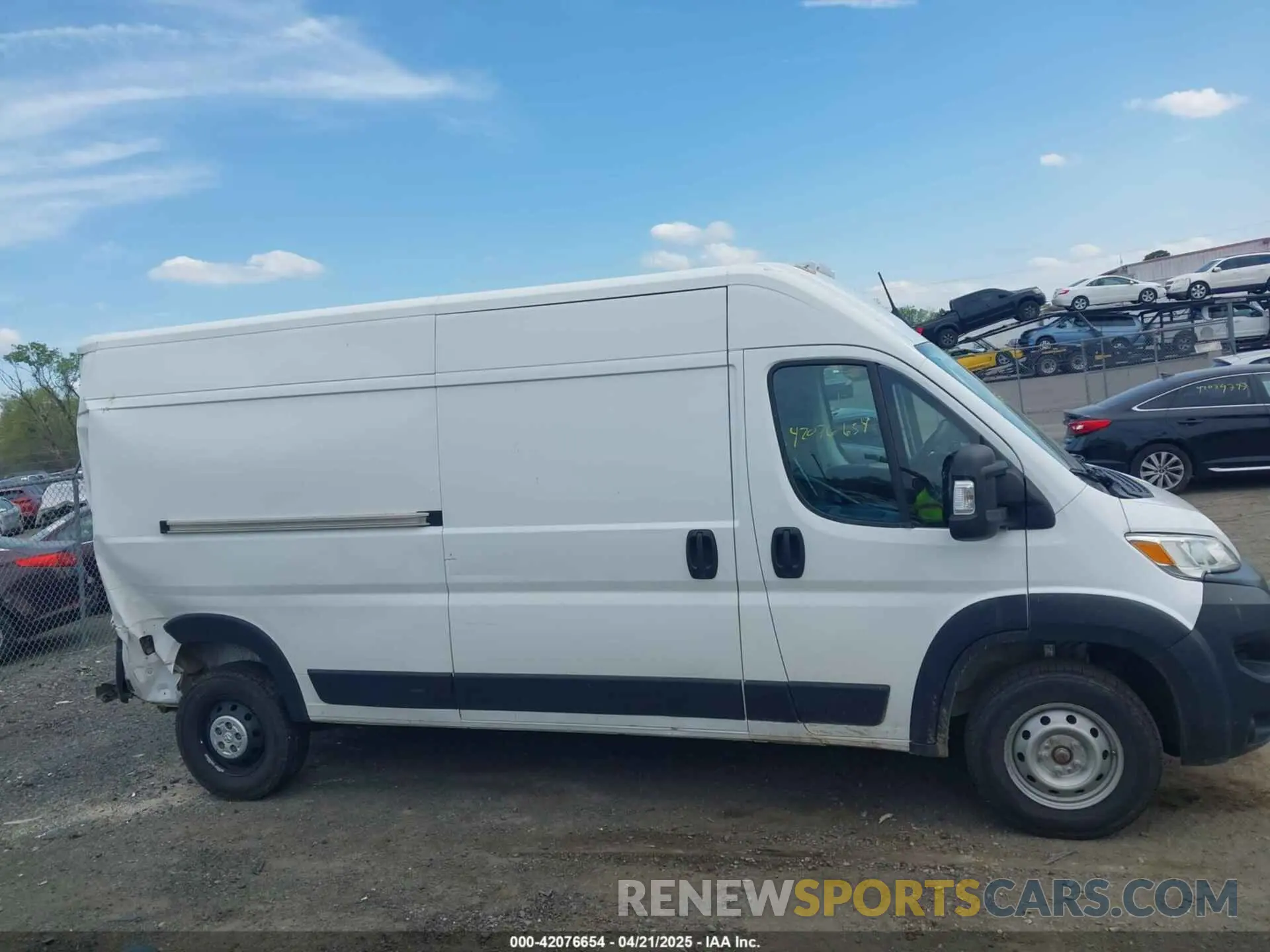 13 Photograph of a damaged car 3C6LRVDG5PE572066 RAM PROMASTER 2500 2023