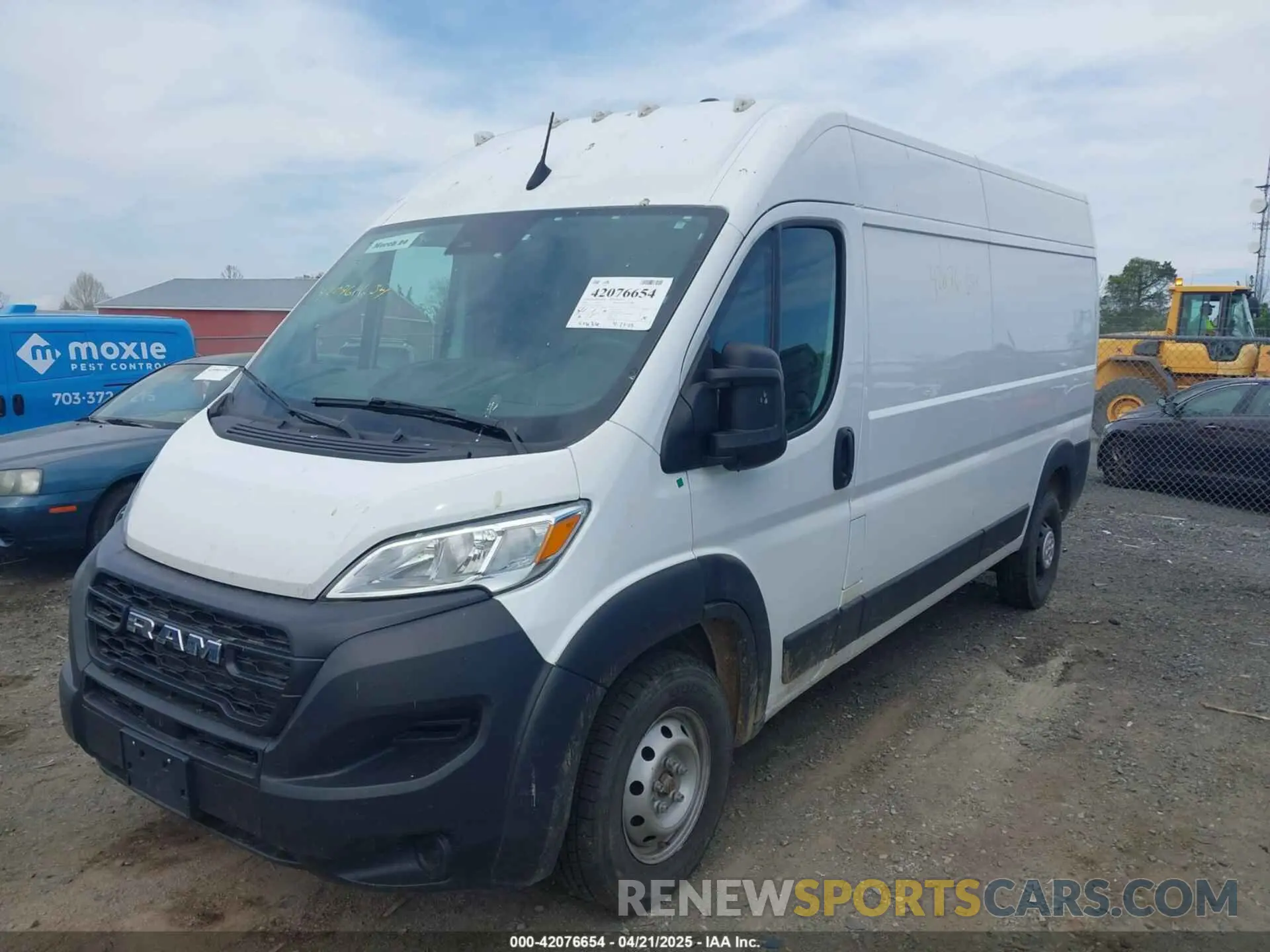 2 Photograph of a damaged car 3C6LRVDG5PE572066 RAM PROMASTER 2500 2023