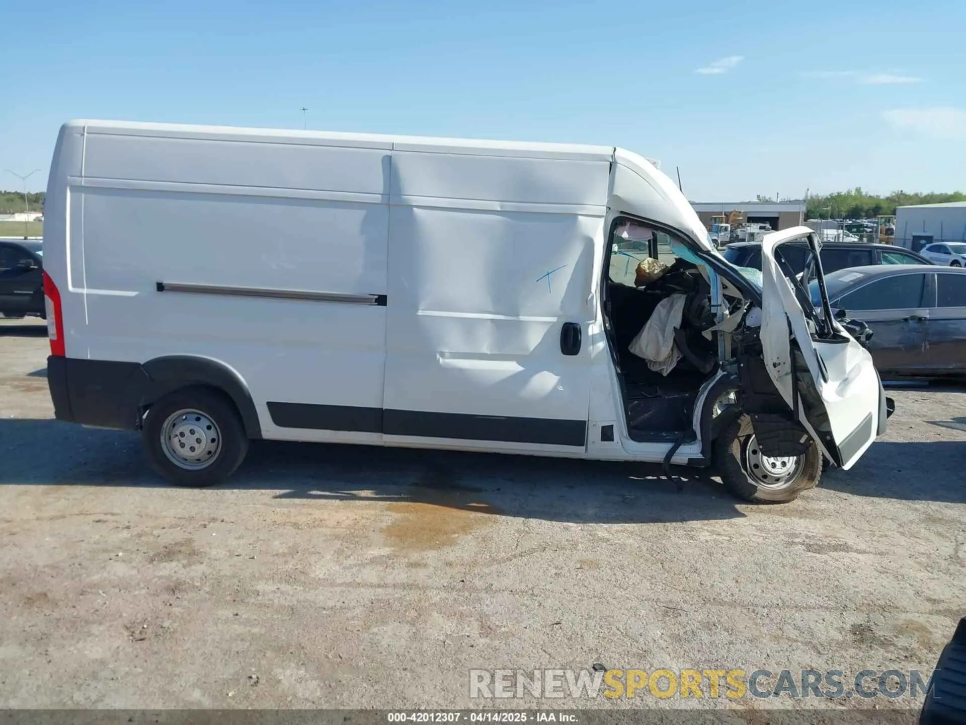 12 Фотография поврежденного автомобиля 3C6LRVDG7PE571758 RAM PROMASTER 2500 2023
