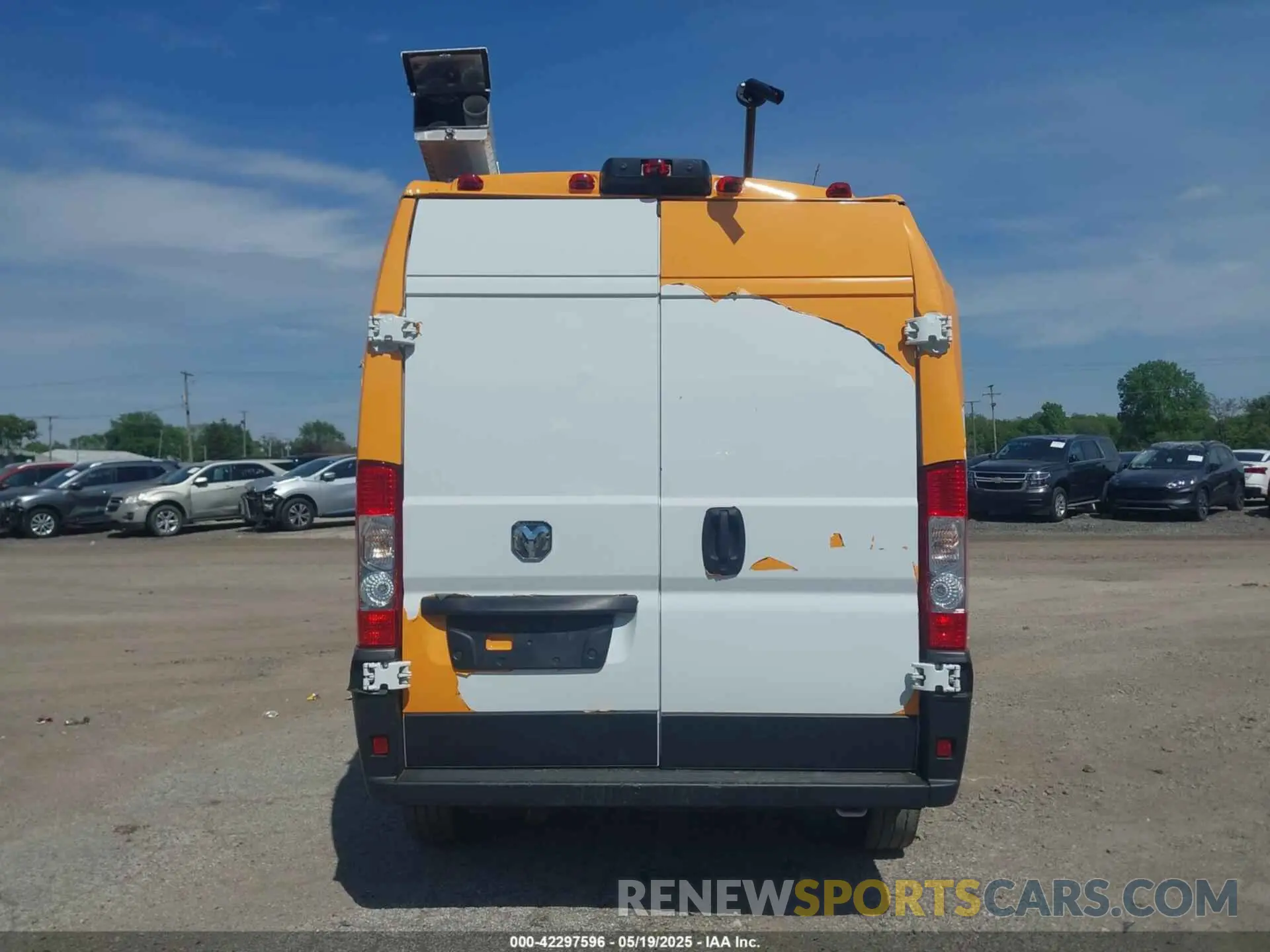 16 Фотография поврежденного автомобиля 3C6LRVDG8PE598712 RAM PROMASTER 2500 2023