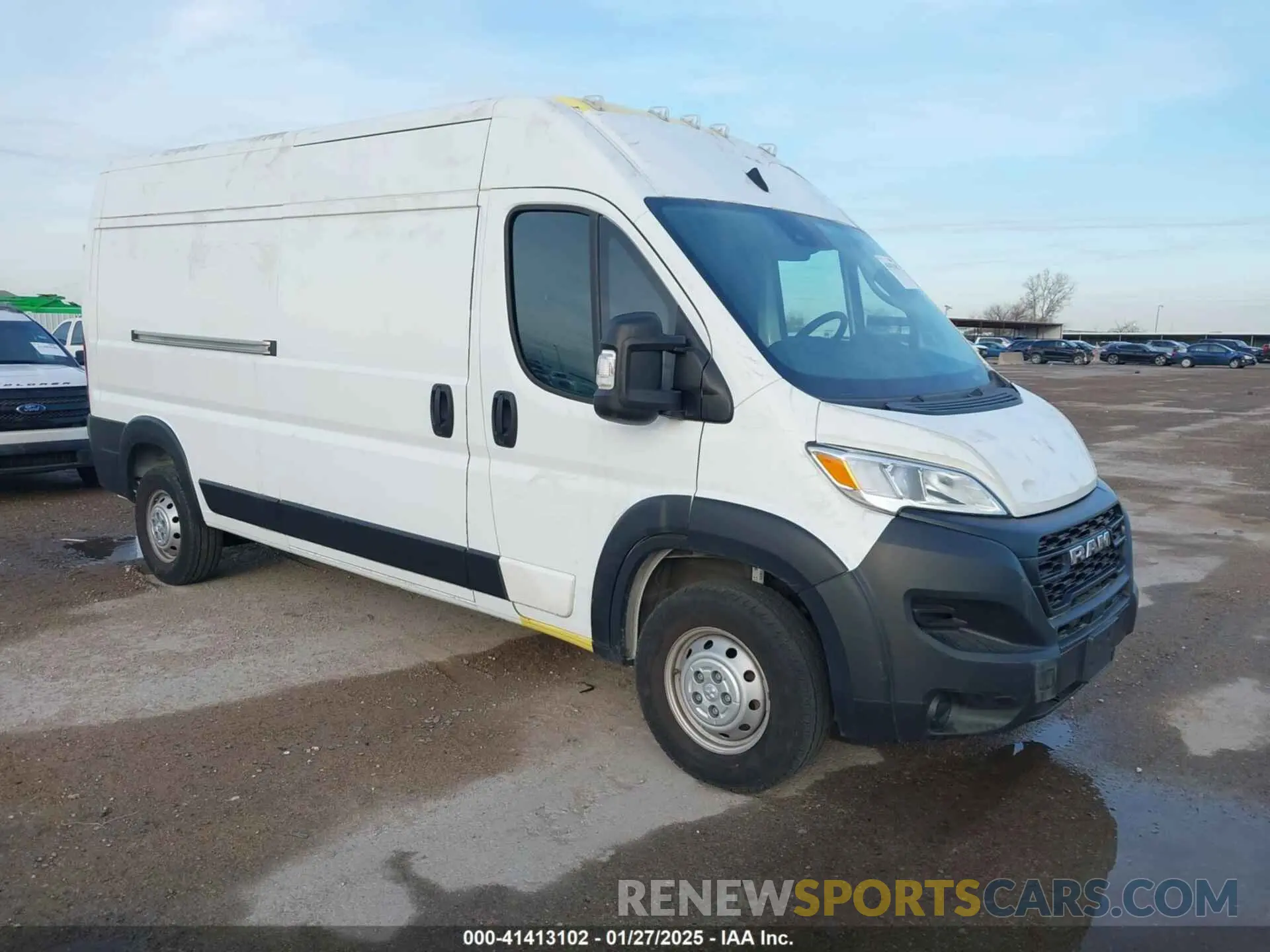 1 Photograph of a damaged car 3C6LRVDG9PE513330 RAM PROMASTER 2500 2023