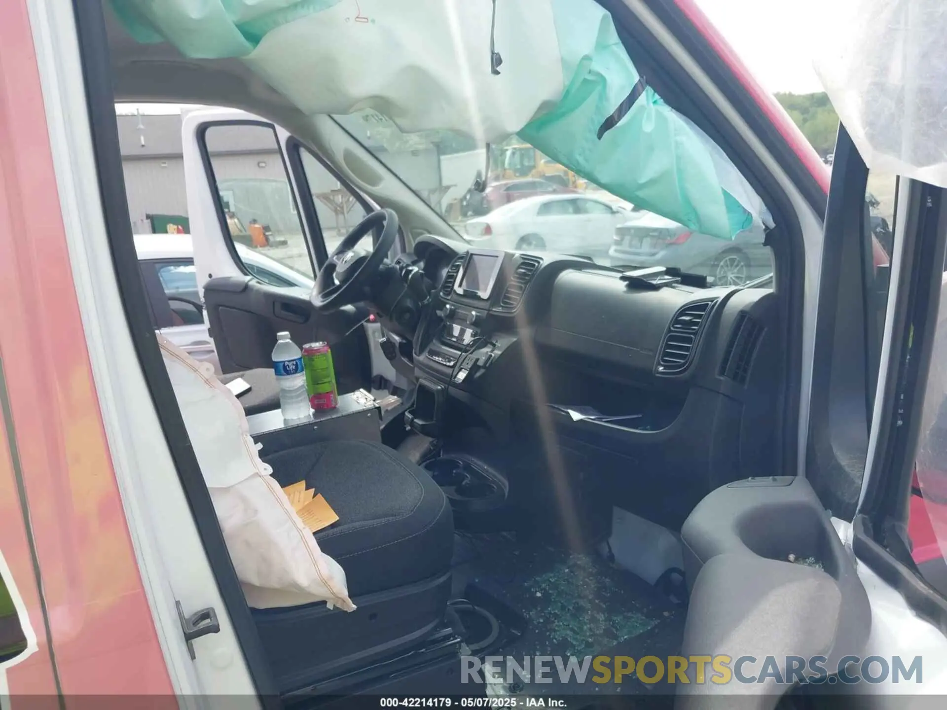 5 Photograph of a damaged car 3C6LRVVG2PE591625 RAM PROMASTER 2500 2023