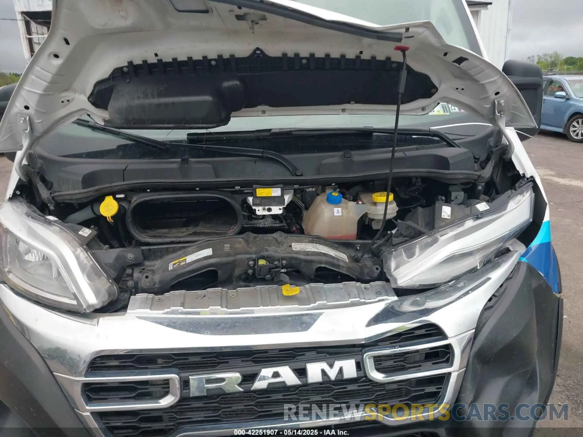 10 Photograph of a damaged car 3C6LRVVG6PE559518 RAM PROMASTER 2500 2023