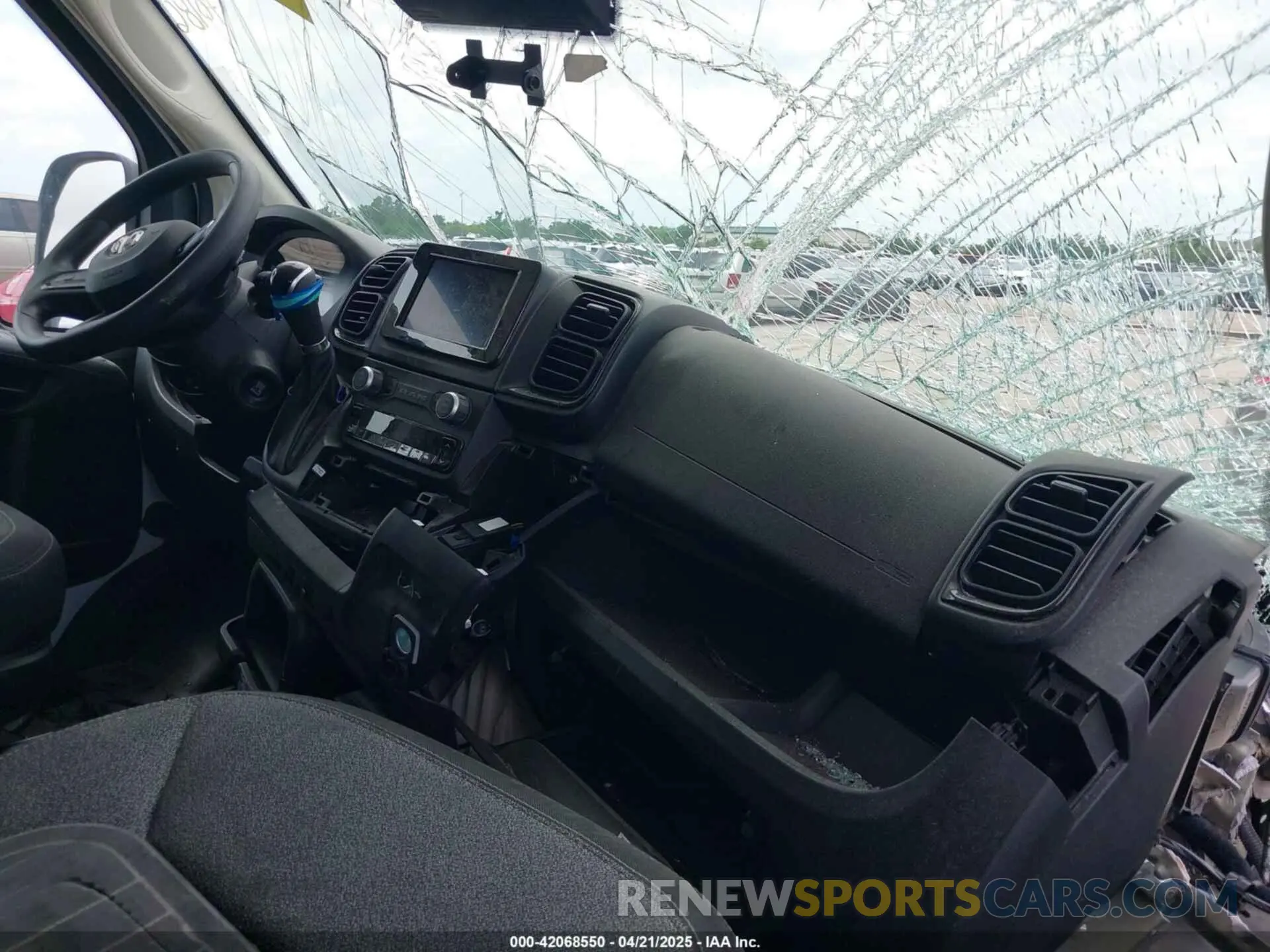 5 Photograph of a damaged car 3C6LRVVG7PE552934 RAM PROMASTER 2500 2023