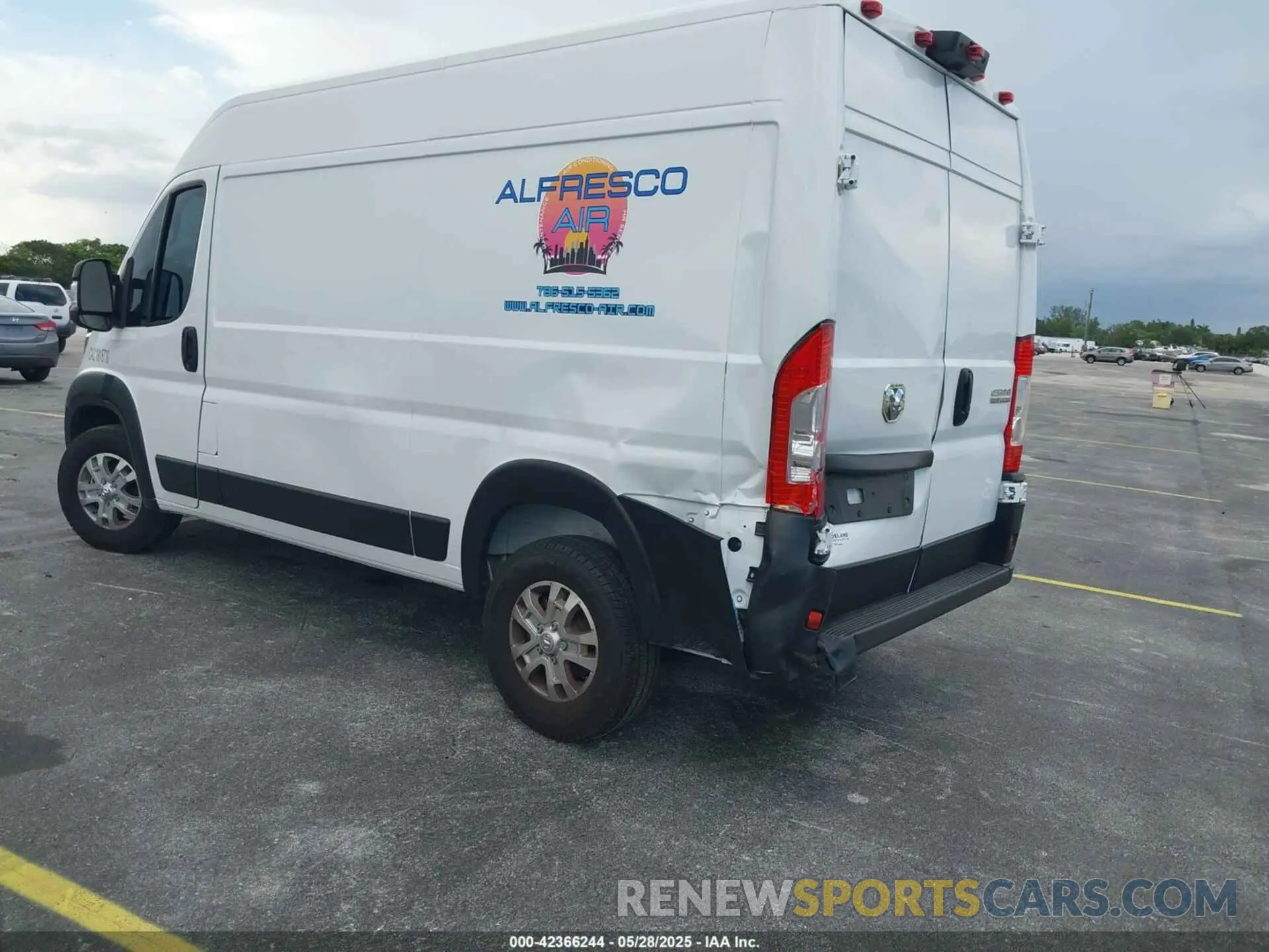 3 Фотография поврежденного автомобиля 3C6LRVCG7RE116462 RAM PROMASTER 2500 2024