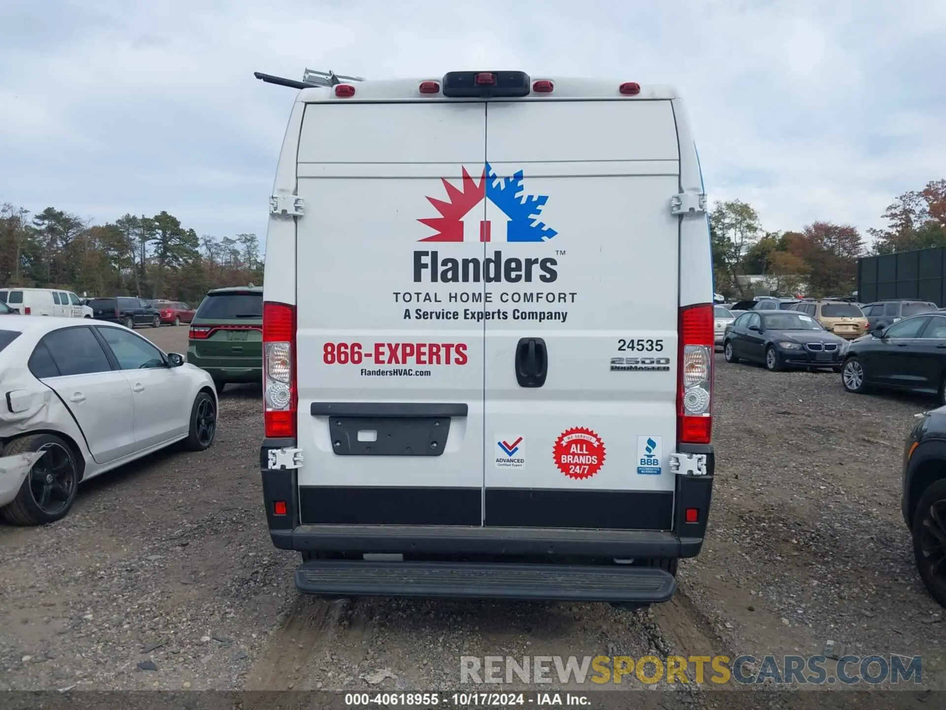16 Photograph of a damaged car 3C6LRVDG8RE125556 RAM PROMASTER 2500 2024
