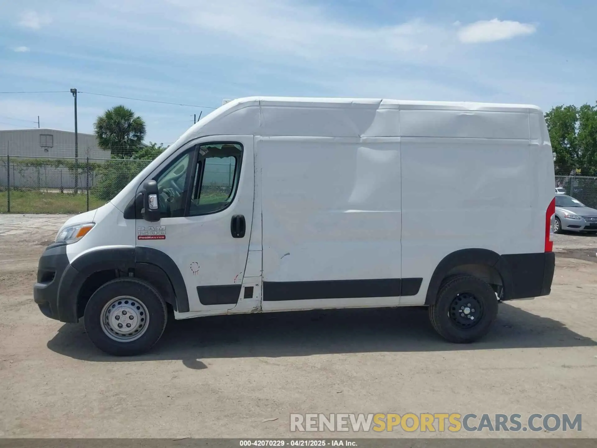 12 Фотография поврежденного автомобиля 3C6LRVCG2SE513485 RAM PROMASTER 2500 2025
