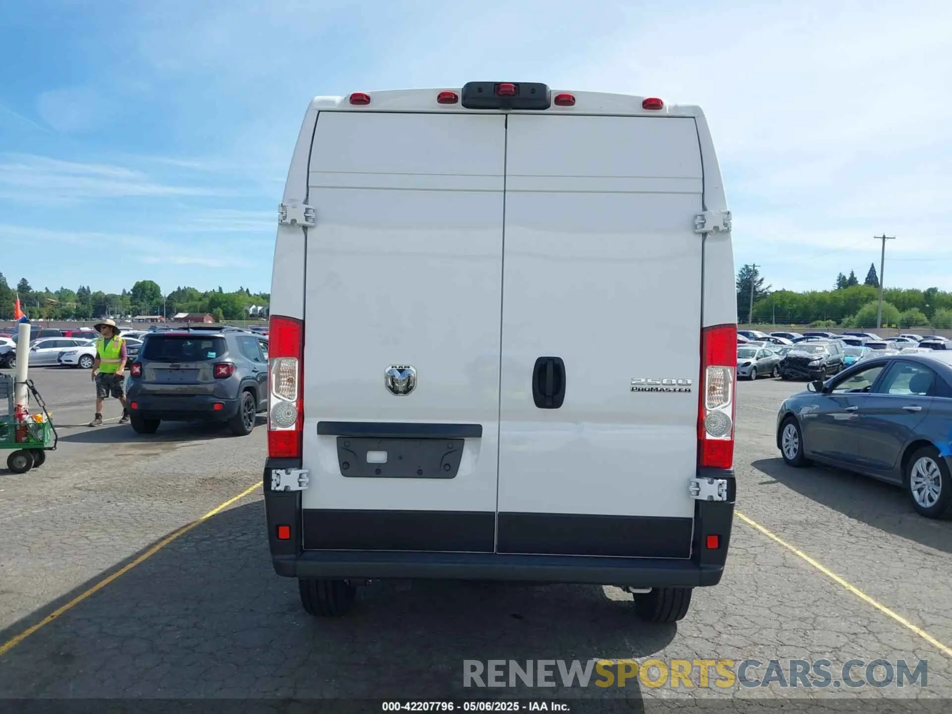16 Photograph of a damaged car 3C6LRVDG5SE519201 RAM PROMASTER 2500 2025