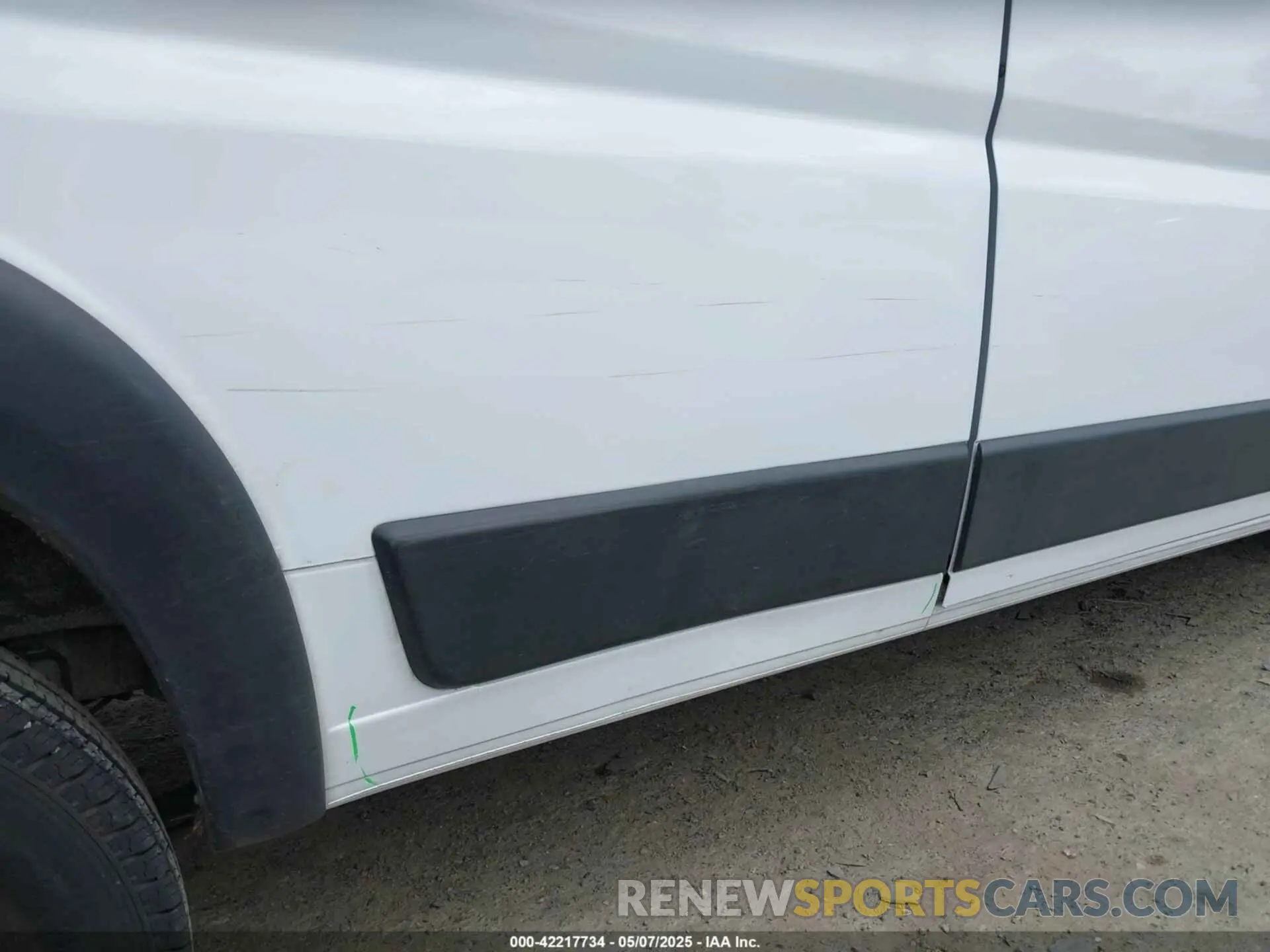 17 Photograph of a damaged car 3C6LRVDG5SE519375 RAM PROMASTER 2500 2025