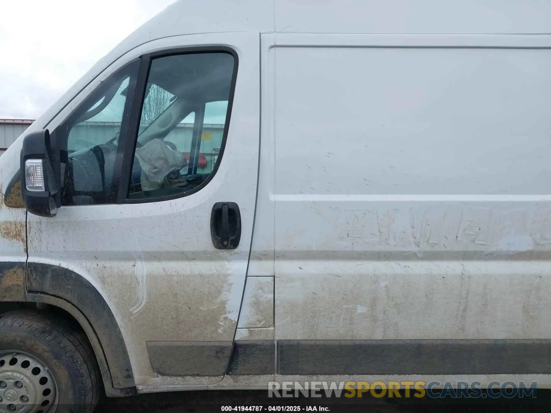 14 Photograph of a damaged car 3C6LRVDG6SE504528 RAM PROMASTER 2500 2025