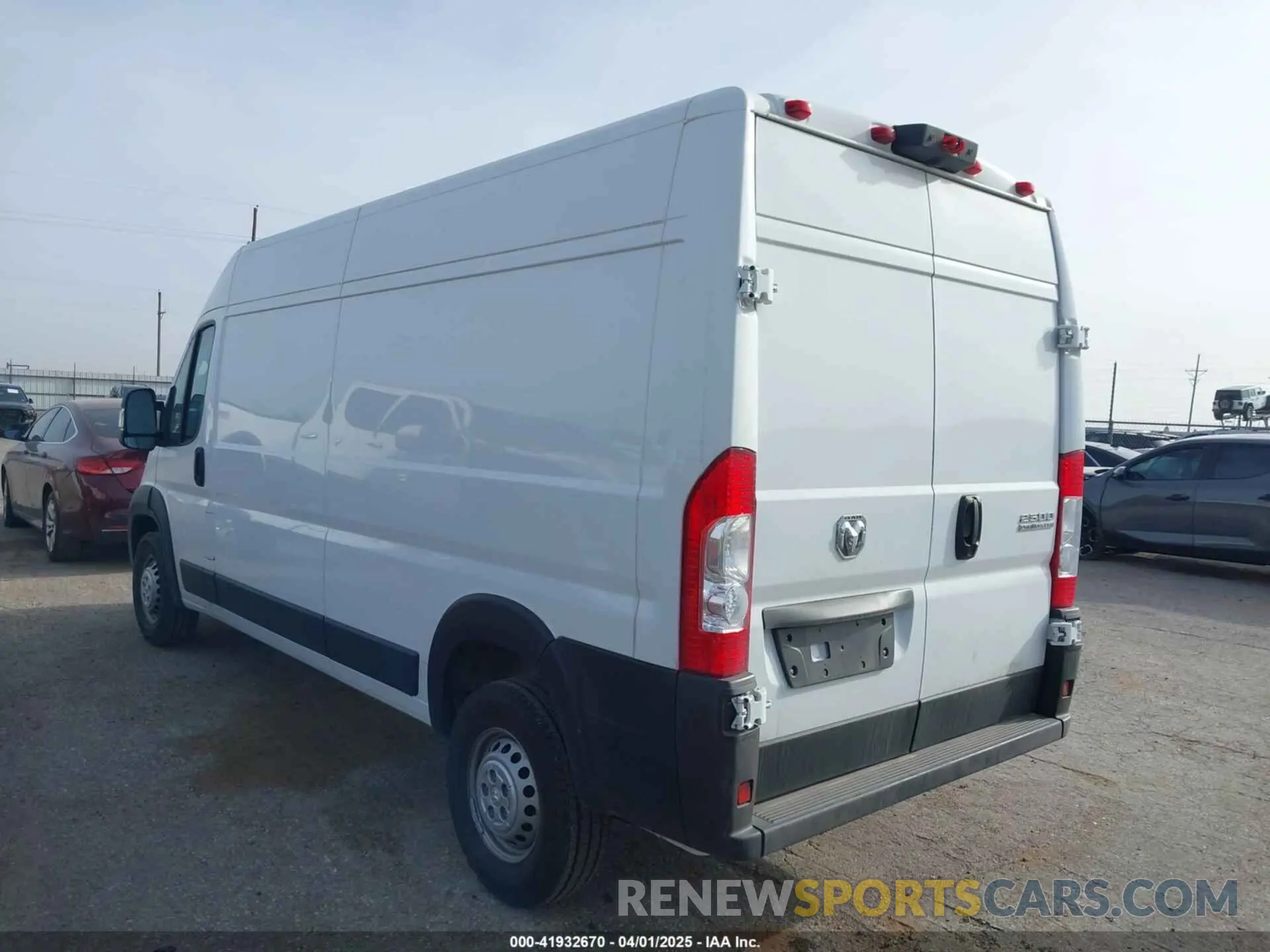 3 Photograph of a damaged car 3C6LRVDG7SE512766 RAM PROMASTER 2500 2025